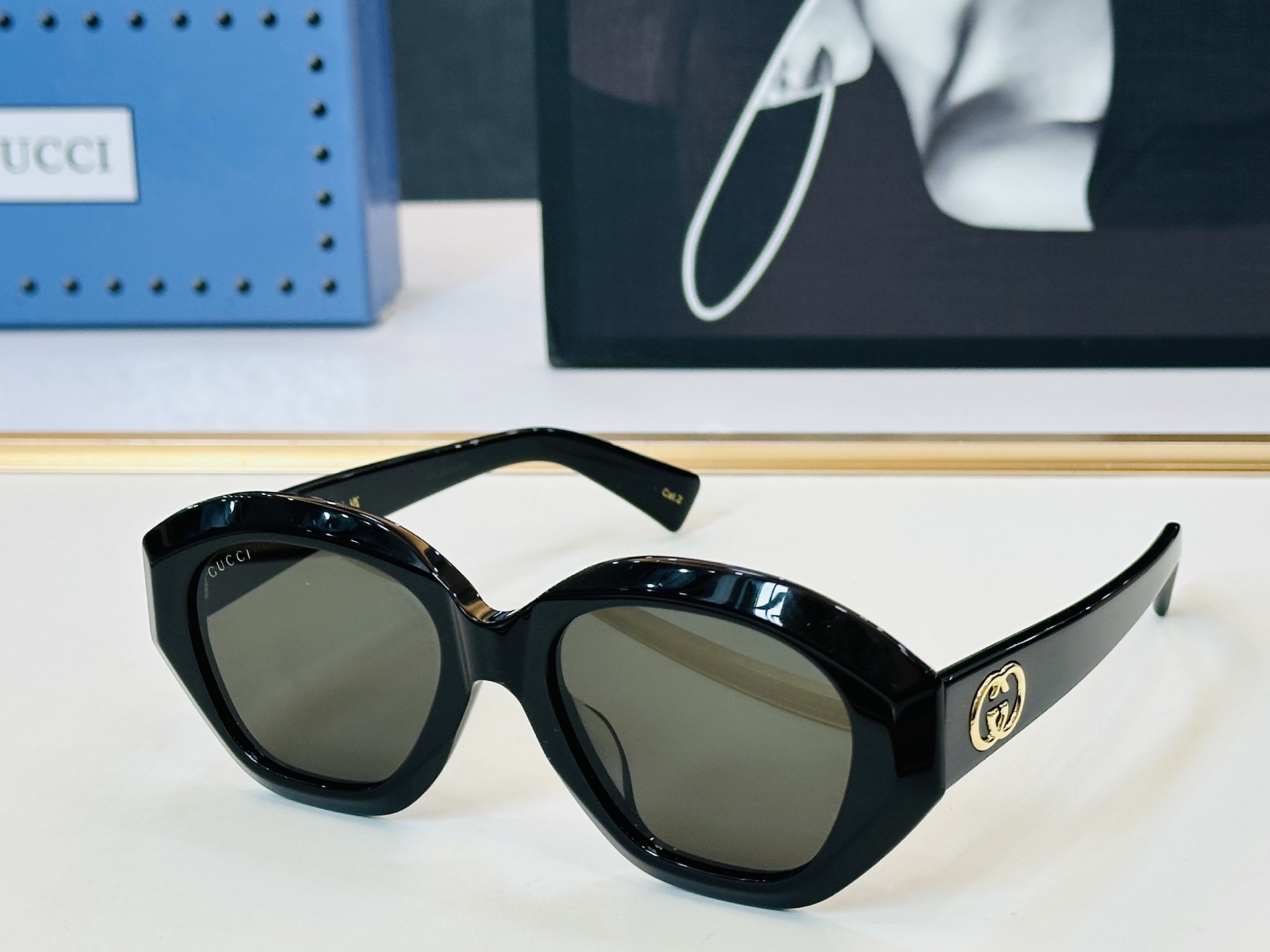🔺GUCC*🔻 古家GG2200S Size：56口20-145 女士款 原版墨镜搭配镜框🔝🔝时尚靓丽 