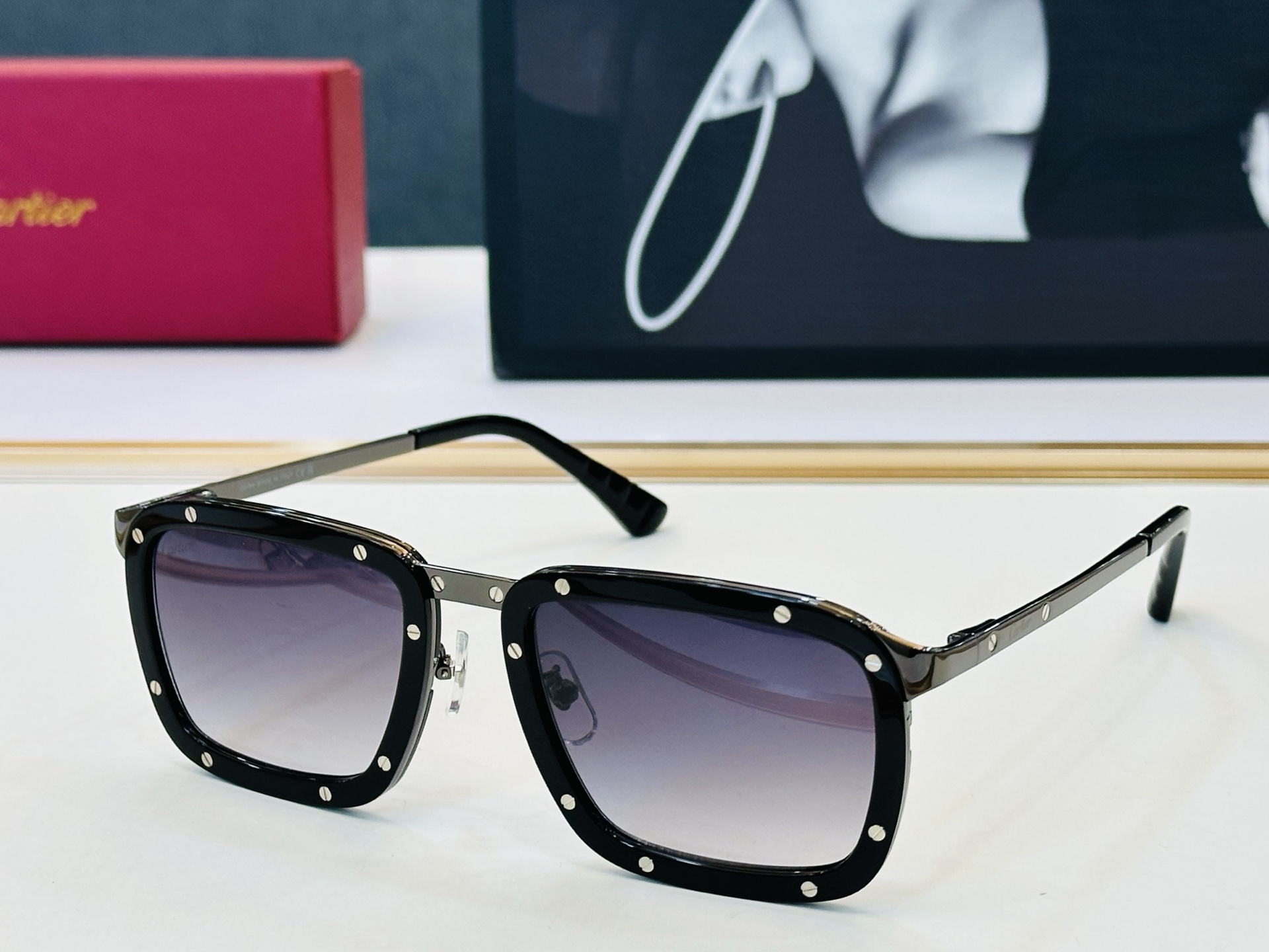 新款 Cartier 卡家 MODEL: CT0577S Size：56口22-145 高品质 品牌标志