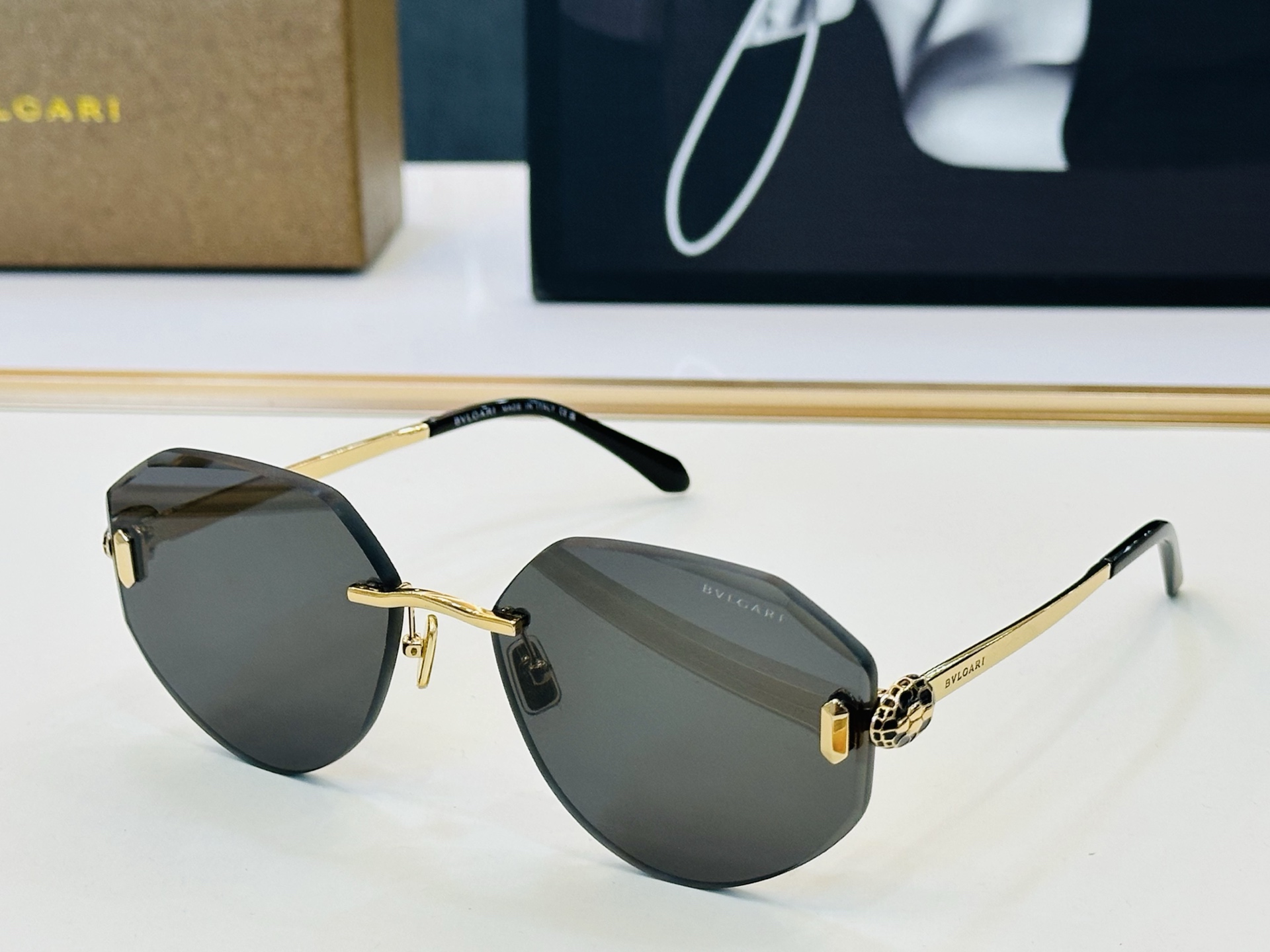 🆕款 官网同售 宝格家 BV40059U 👍 Size ：58口18-145 绝对要买😎品质非常完美 q