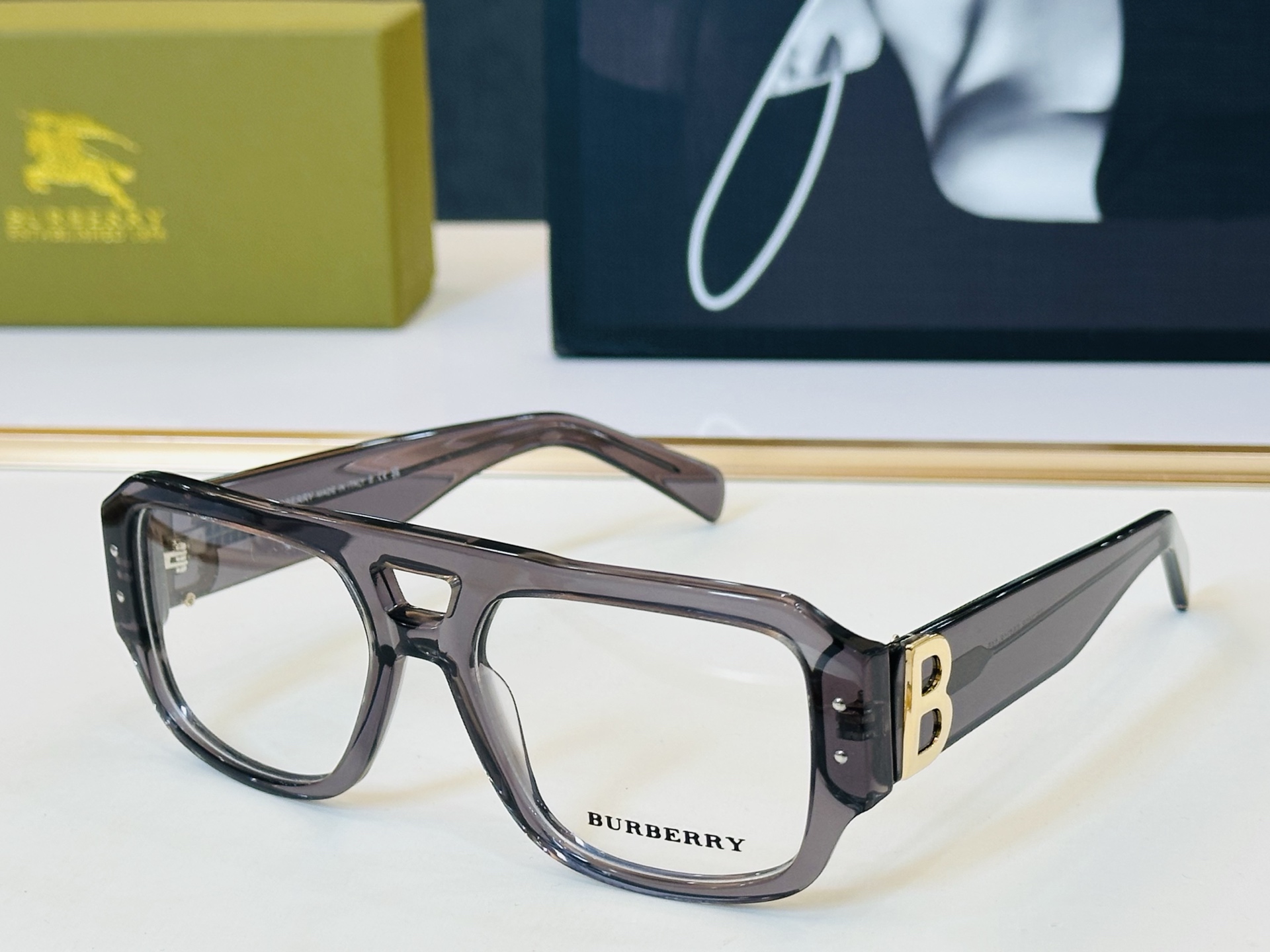 新款 BURBERR*🔻巴家 BE2408 百搭镜架Size：55口18-145 🌲🌲🌲板材框 H多色可