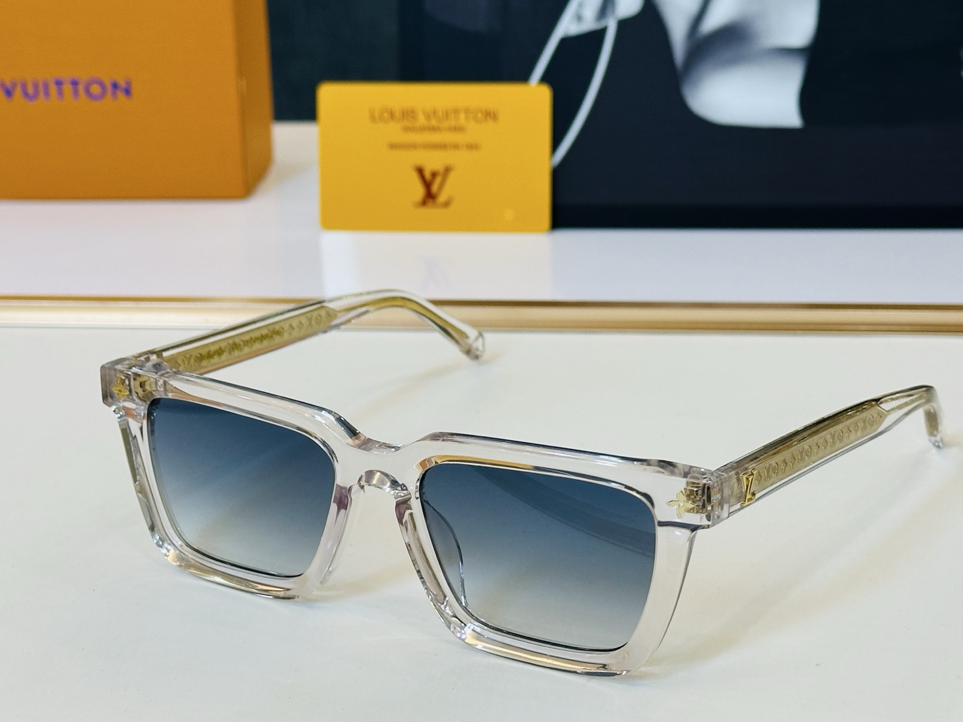 路易家 🎩Z3044 Size：54口19-145 充满活力的 展现独特个性🌟展现大气的你 qj高品质 