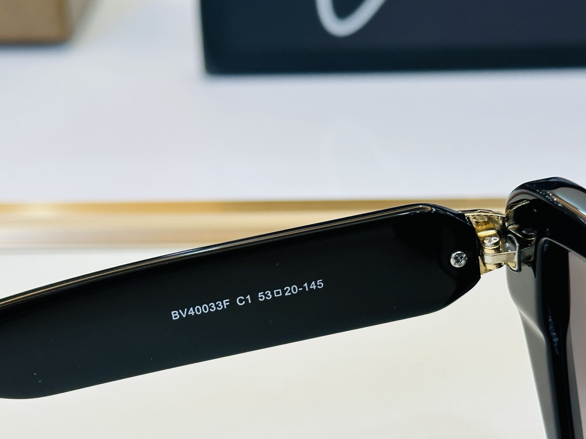 🆕款 官网同售 宝格家 BV40033 👍 Size ：53口20-145 绝对要买😎品质非常完美 Z出