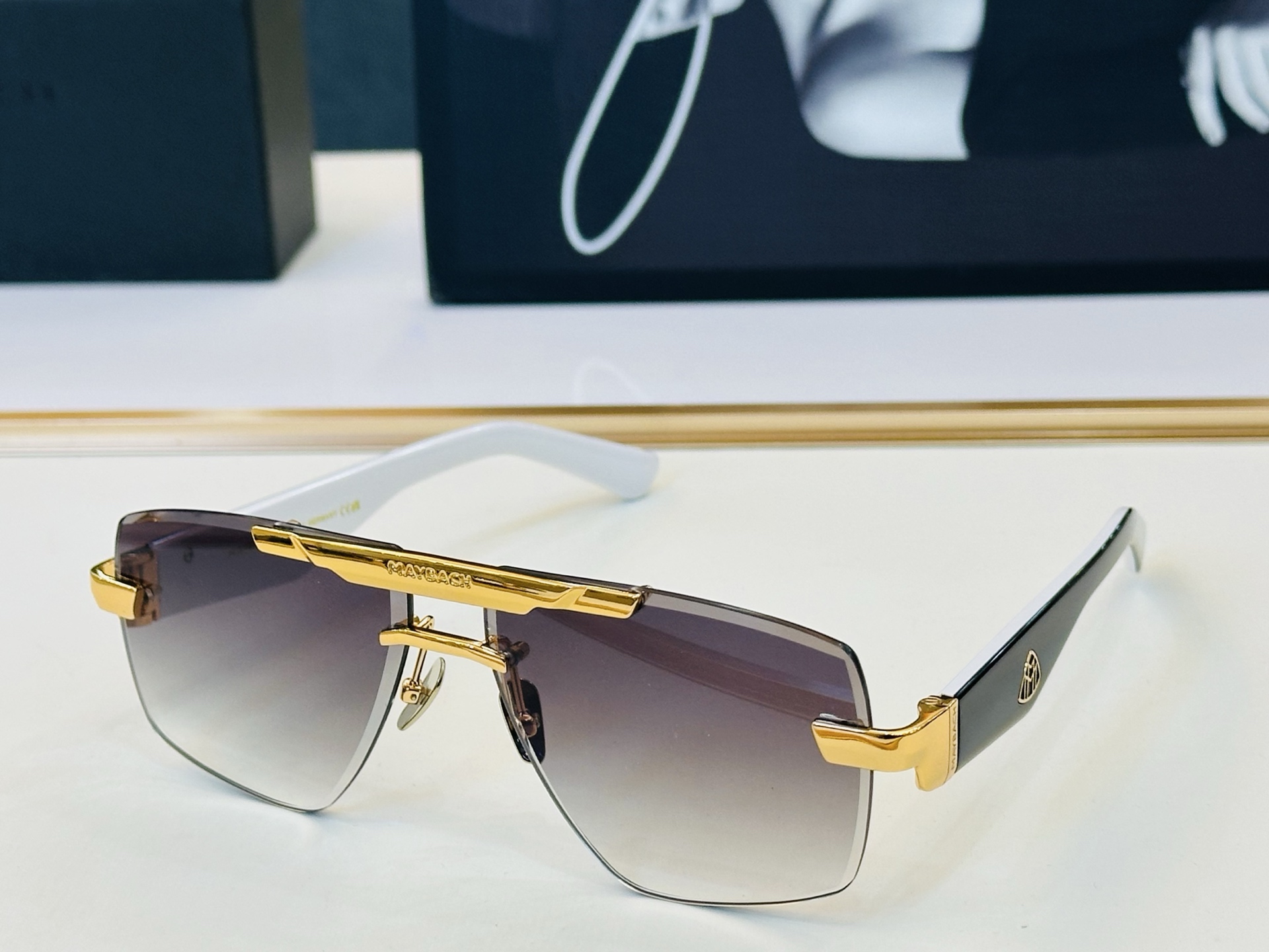 高品质 迈巴赫 🎉🎉做工精美💕💕MAYBAC*H Z1891 Size：61口13-142 质感十足 J