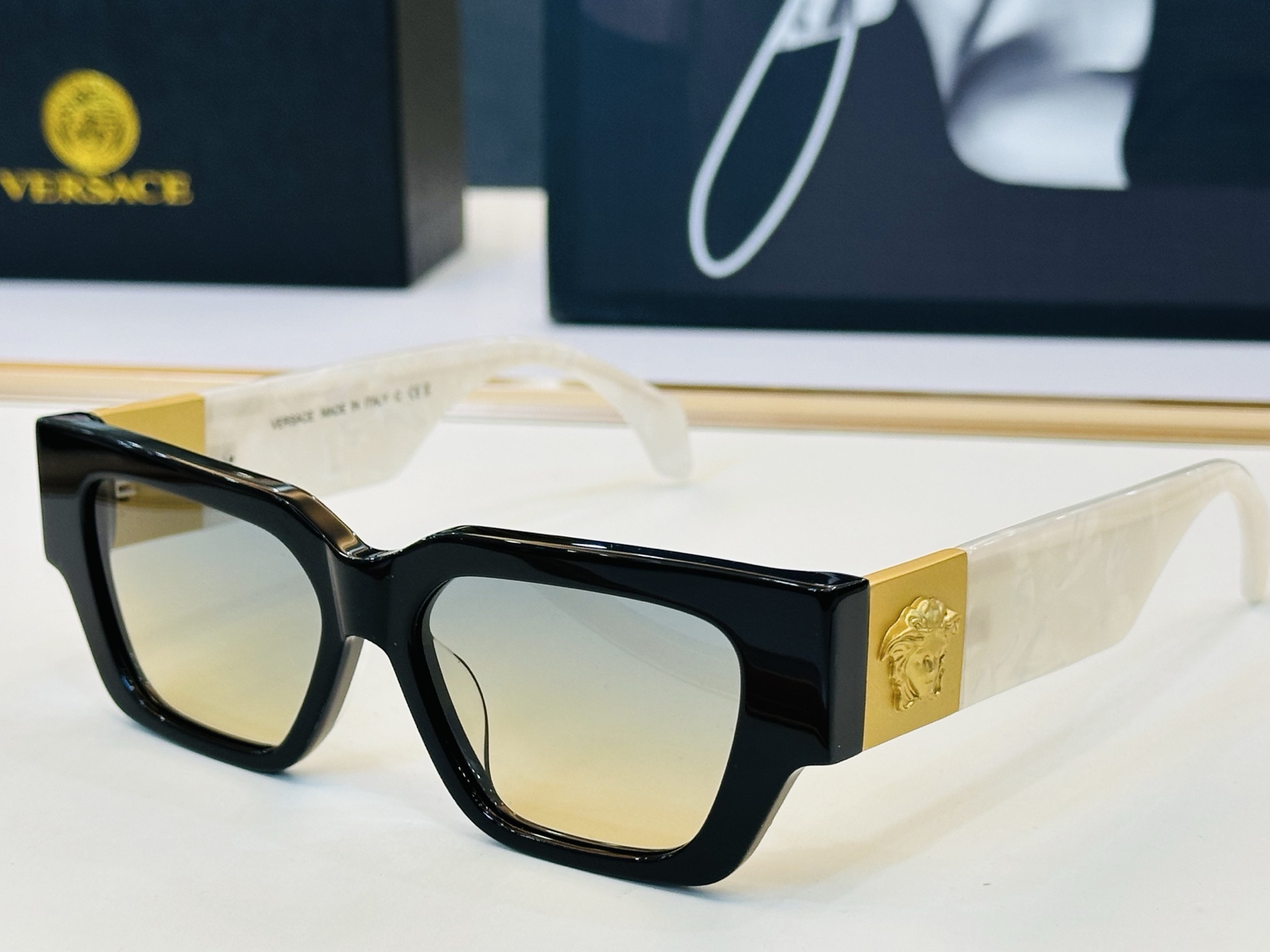 市面最高版本 范思家 VE4497 👍 Size ：53口15-140 😎真心美的让人非常非常心动 1S