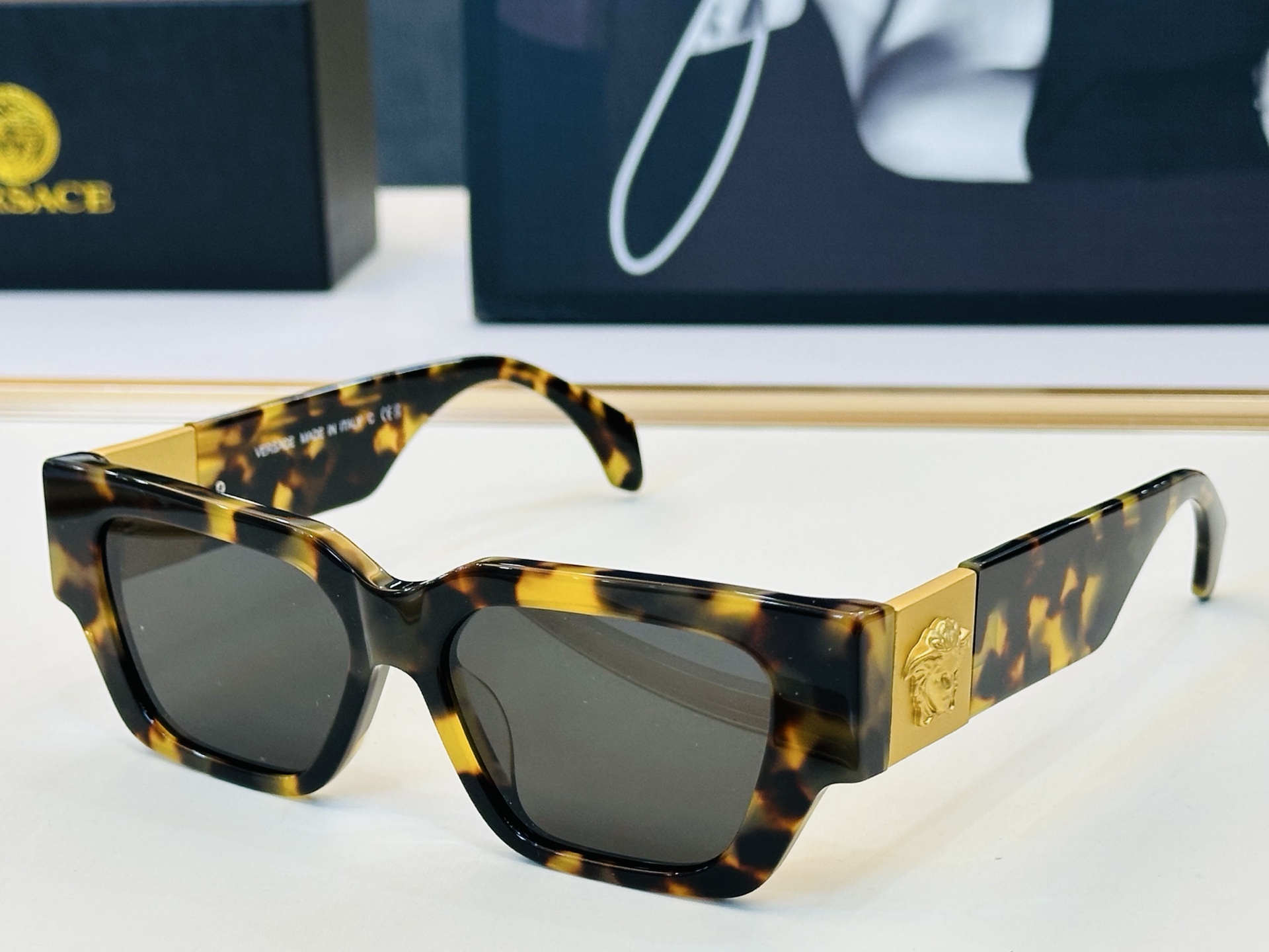 市面最高版本 范思家 VE4497 👍 Size ：53口15-140 😎真心美的让人非常非常心动 1S