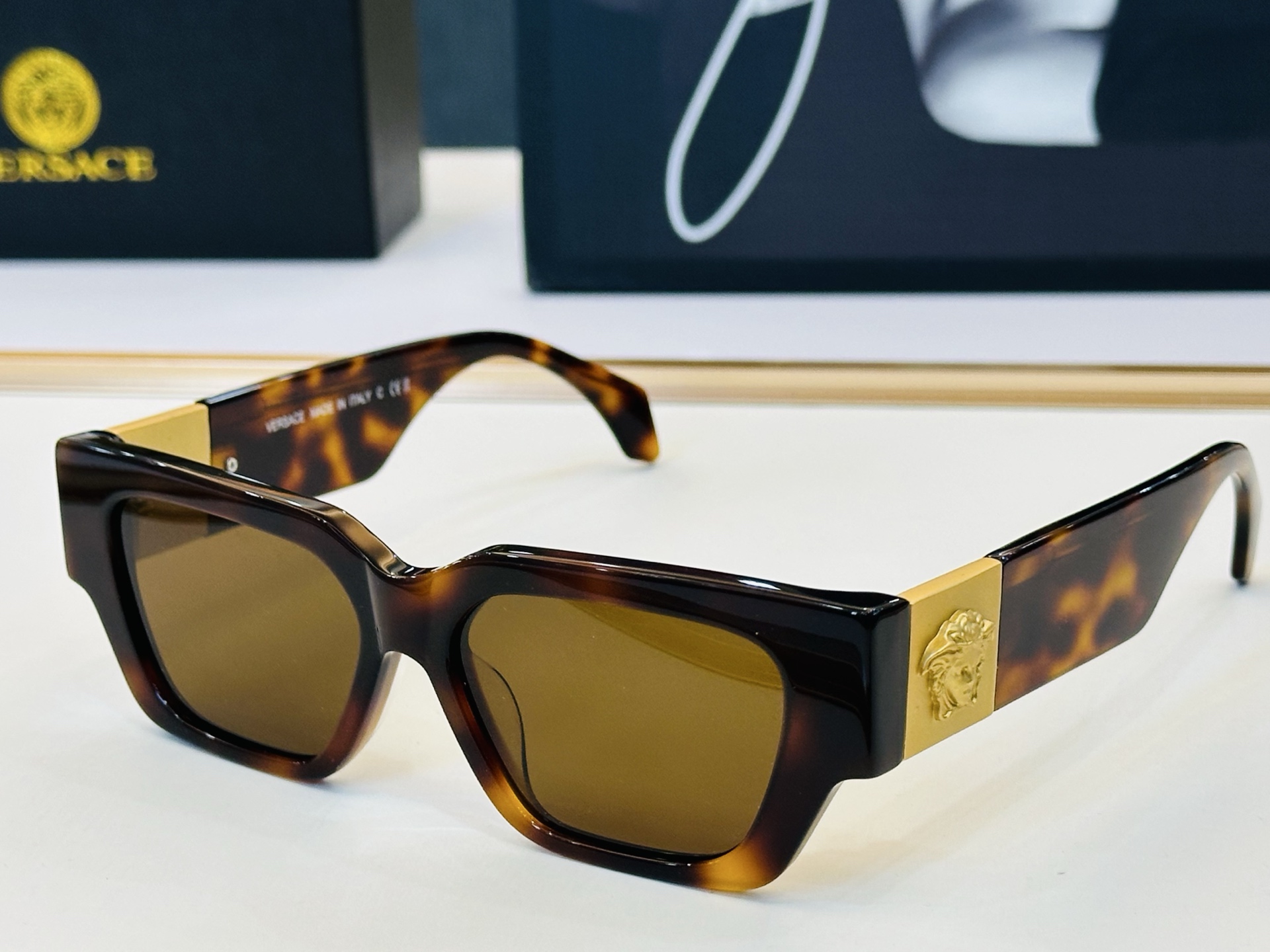 市面最高版本 范思家 VE4497 👍 Size ：53口15-140 😎真心美的让人非常非常心动 1S