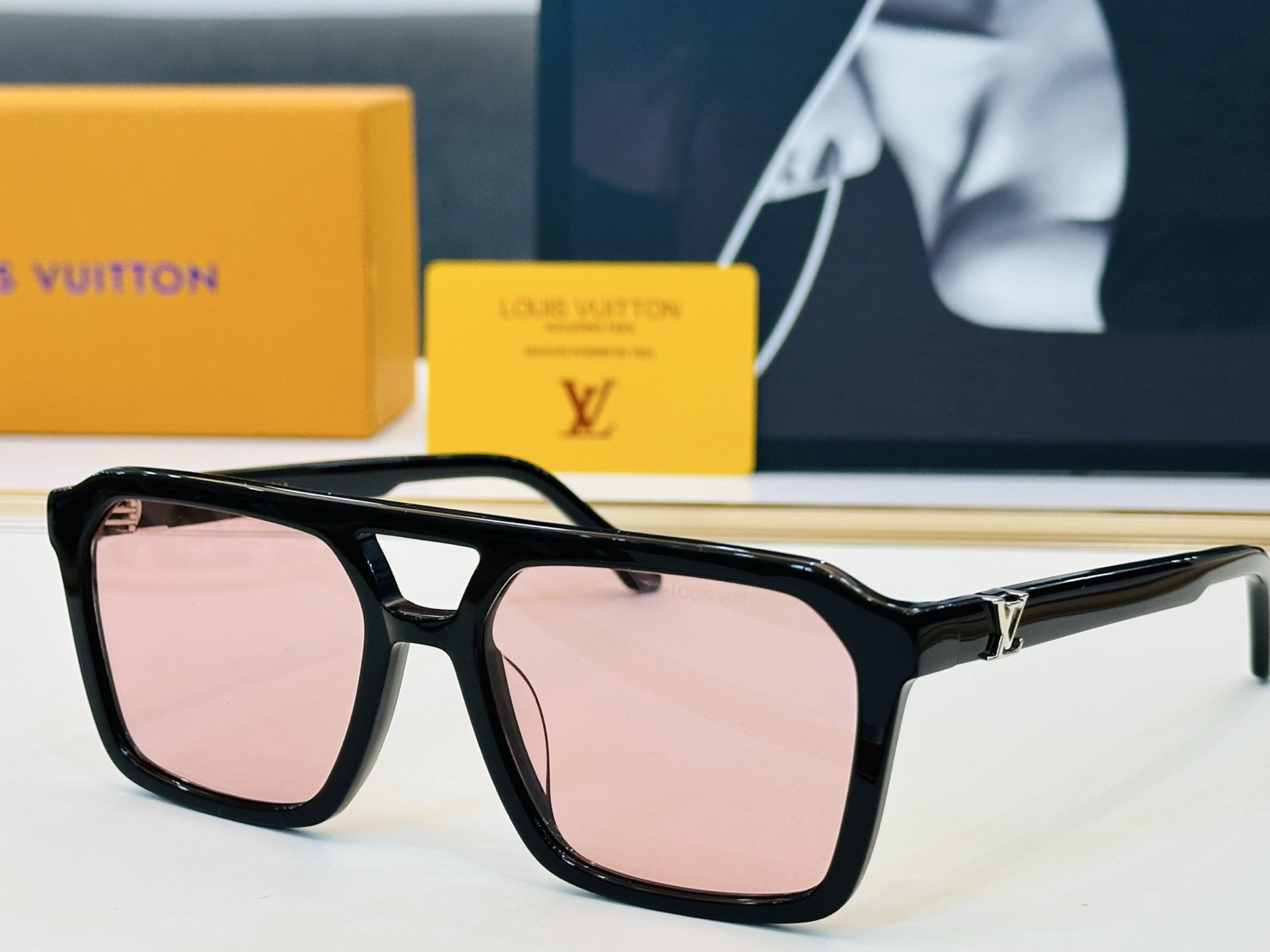 路易家 🎩Z3095U Size：56口18-145 充满活力的 展现独特个性🌟展现大气的你 1S高品质