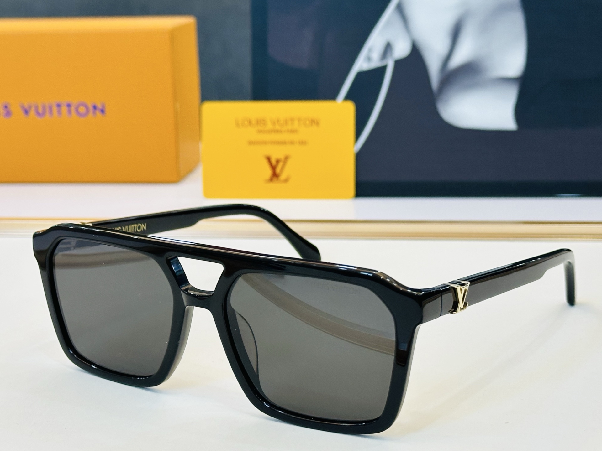 路易家 🎩Z3095U Size：56口18-145 充满活力的 展现独特个性🌟展现大气的你 1S高品质