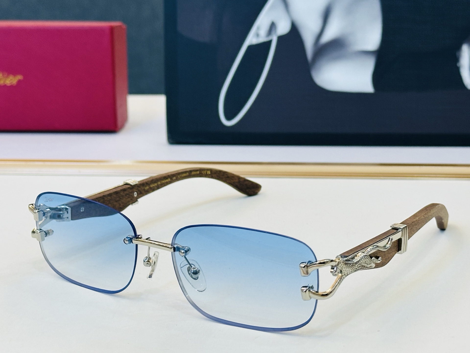 Cartie* 卡家 太阳镜 CT0592S Size：56口17-135电镀工艺精湛气质十足！J男女同