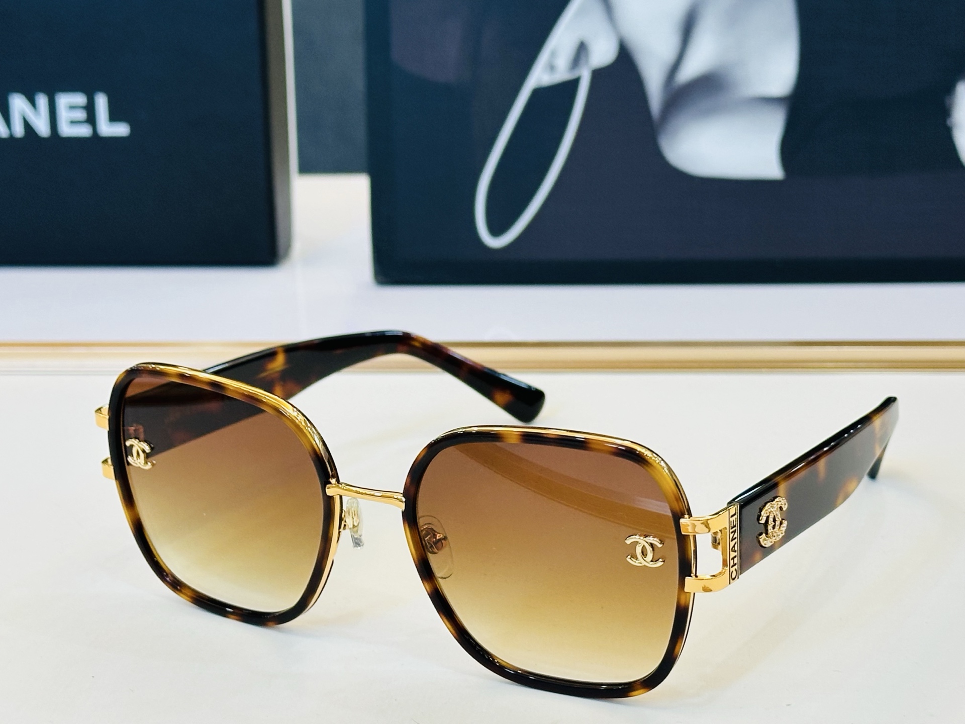 🆕 【CHANE*/香家】MODEL:1466LQ Size：57口20-143 💅🏻💓J太阳镜