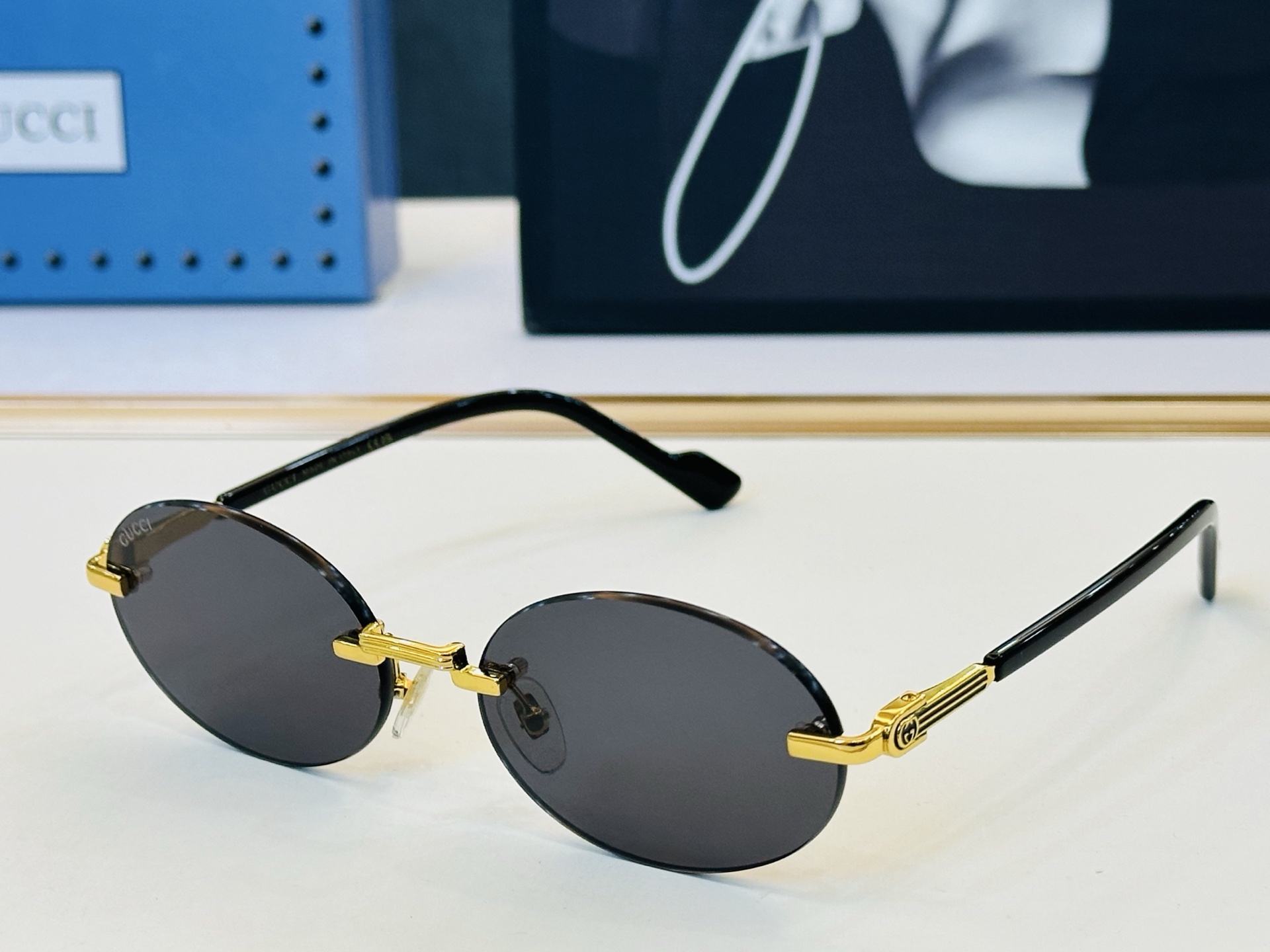 GUCC* 古家 GG1609 🐝🐝系列 Size：57口18-142 🍁🍁J超绝品质 太阳镜。