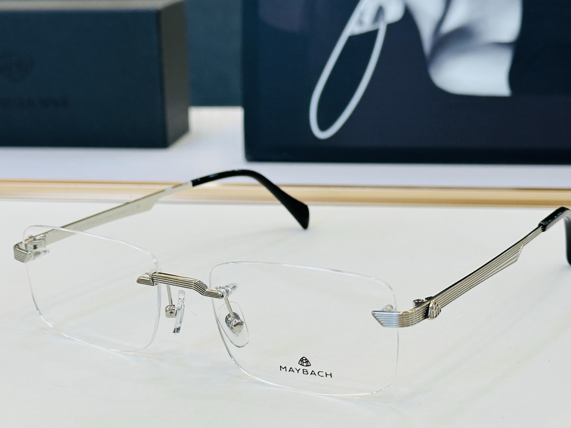 高品质 迈巴赫 🎉🎉做工精美💕💕MAYBAC*H WOLFI Size：56口17-145 Z质感十足👍