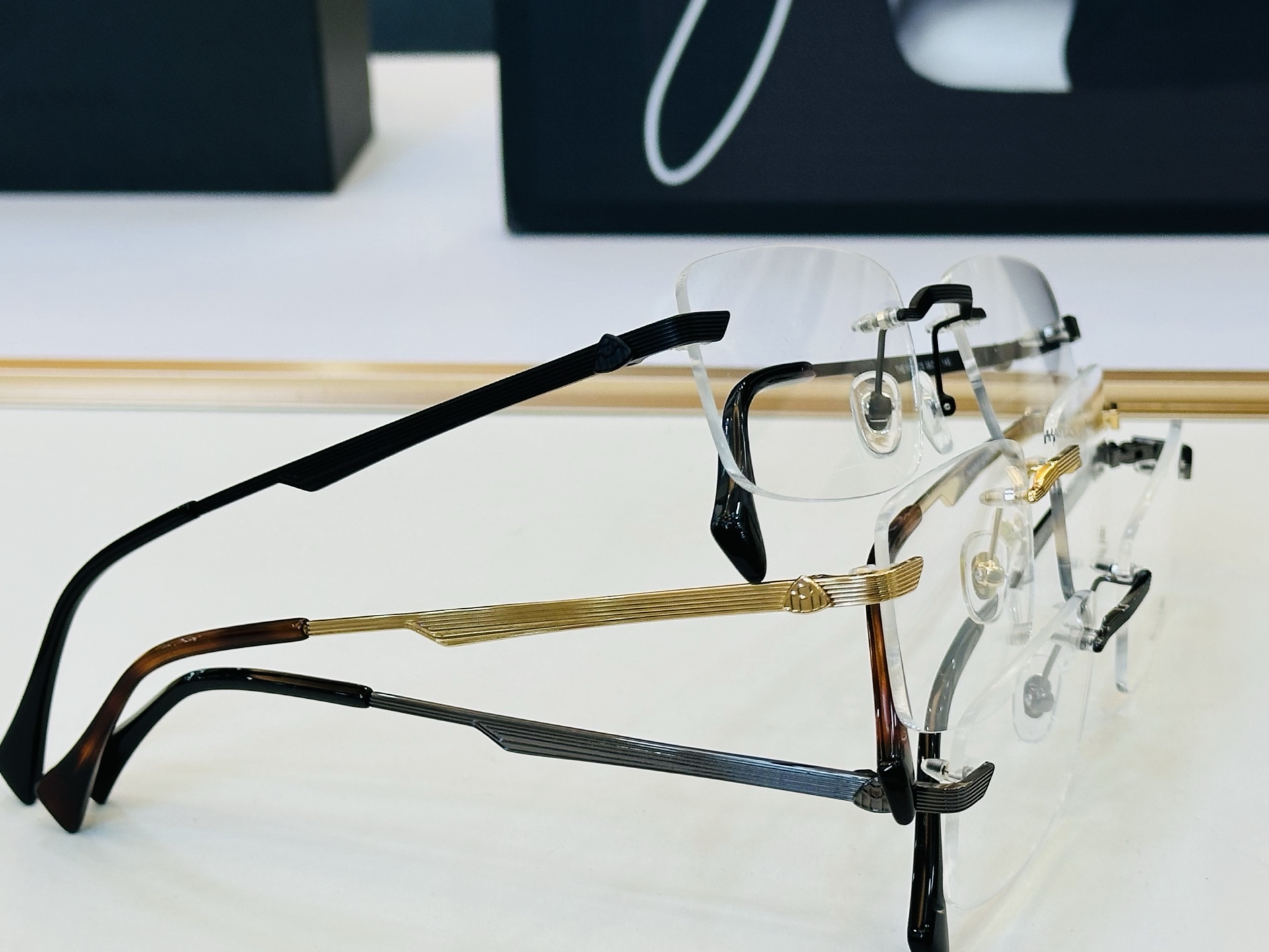 高品质 迈巴赫 🎉🎉做工精美💕💕MAYBAC*H WOLFI Size：56口17-145 Z质感十足👍