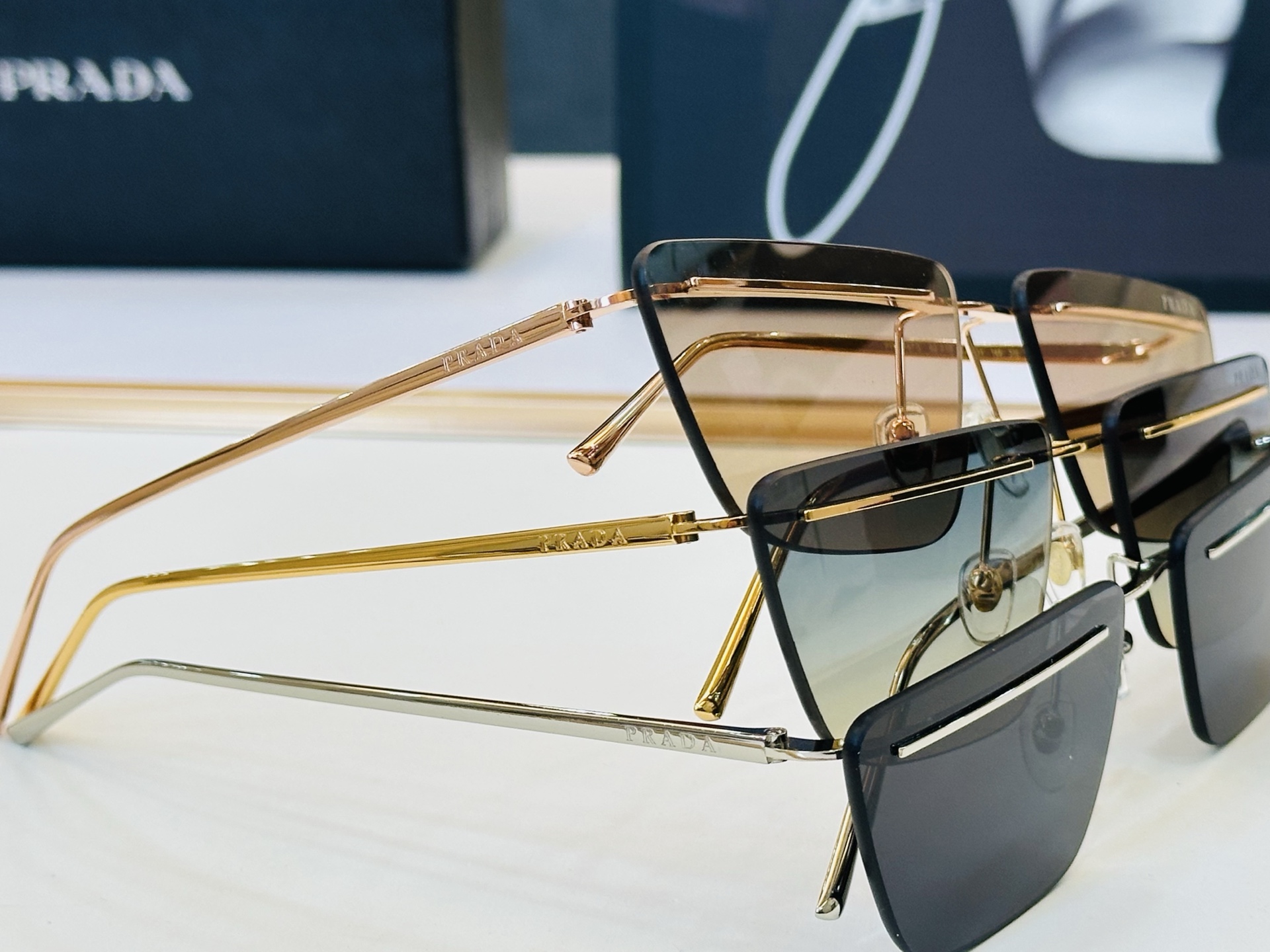 🔺PRAD*🔻普家 PR1887S Size：62口18-145 眼镜系列堪称精湛制作 彰显独特个性 X