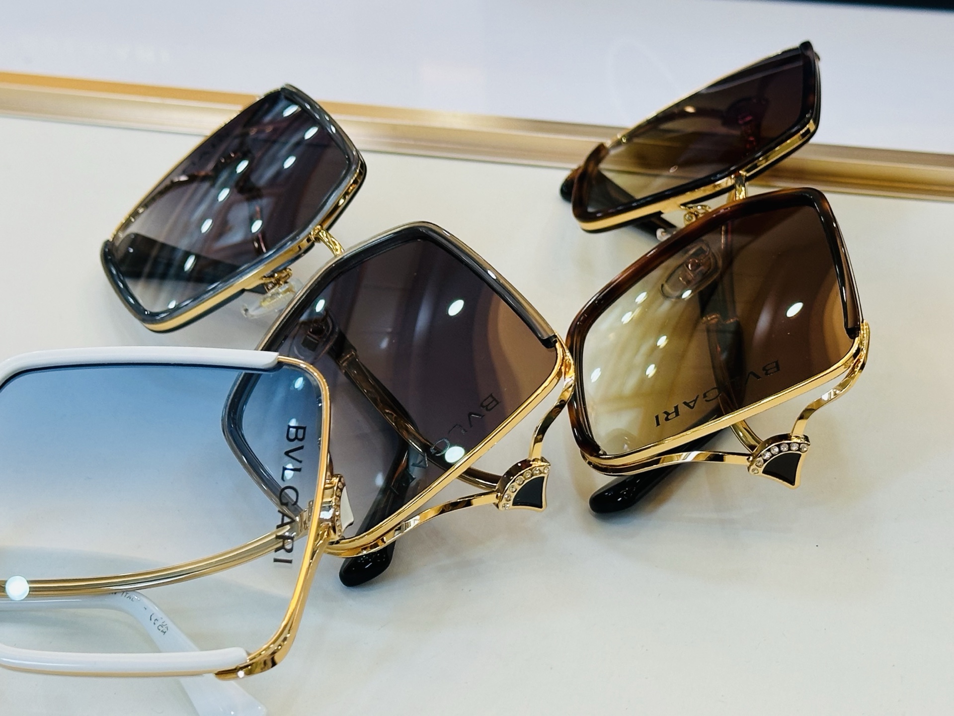 ❤️❤️范思家 VERSACE✨✨✨MODEL：VE4502U Size：53口17-128 ✨XL有范