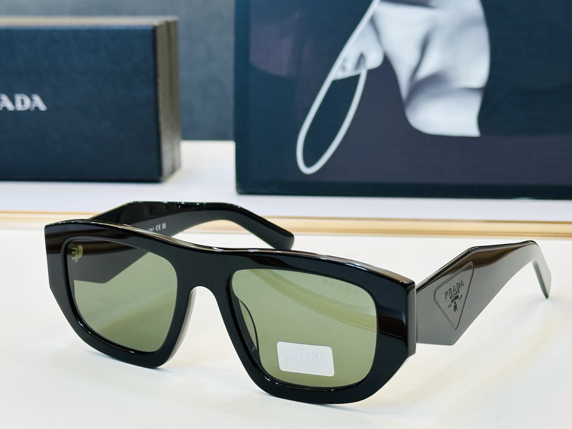 🔺PRAD*🔻普家 PR D04SU Size：53口20-145 眼镜系列堪称精湛制作 彰显独特个 M