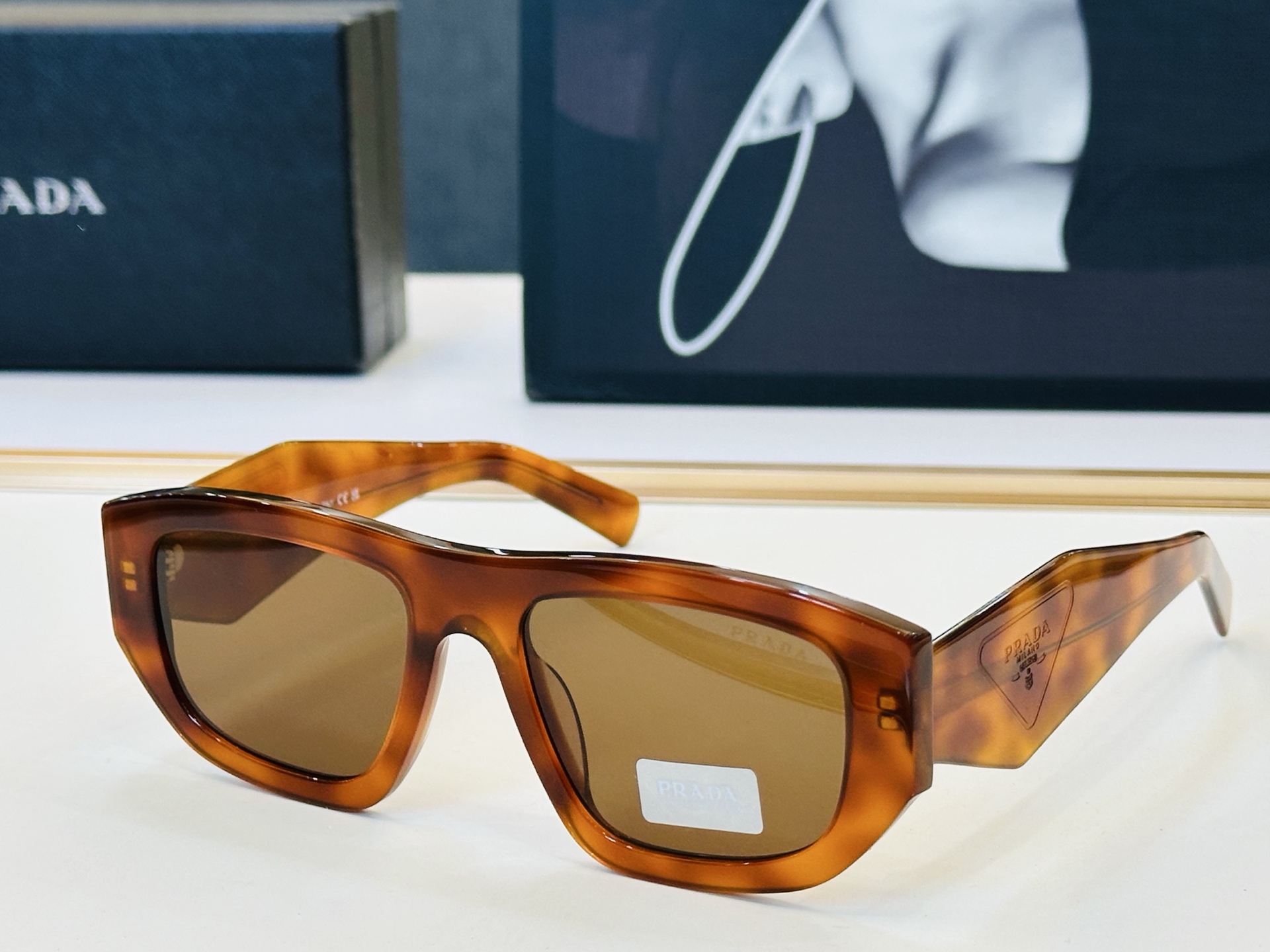 🔺PRAD*🔻普家 PR D04SU Size：53口20-145 眼镜系列堪称精湛制作 彰显独特个 M