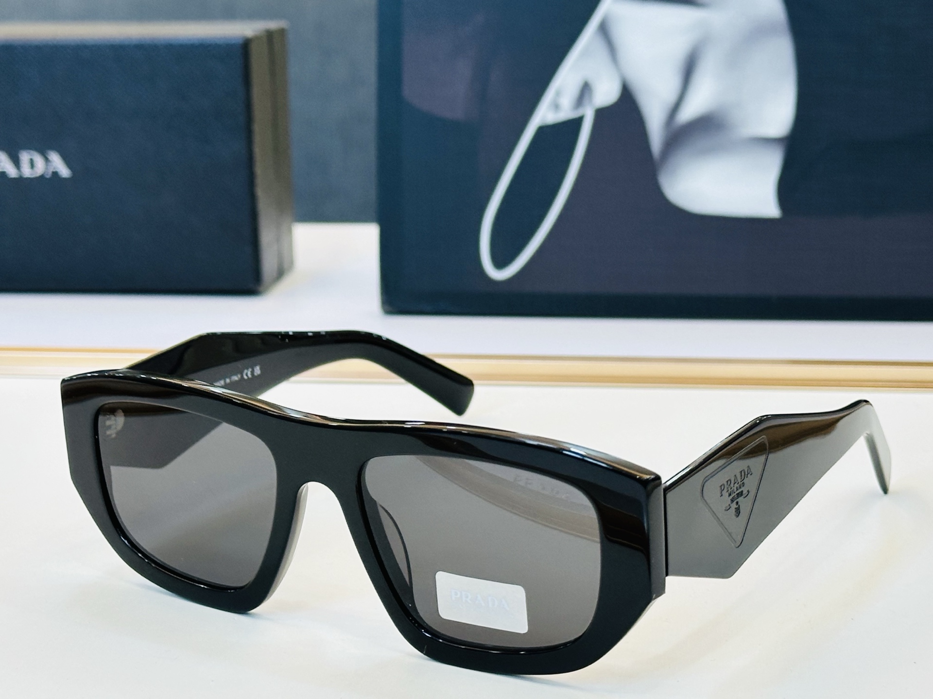 🔺PRAD*🔻普家 PR D04SU Size：53口20-145 眼镜系列堪称精湛制作 彰显独特个 M