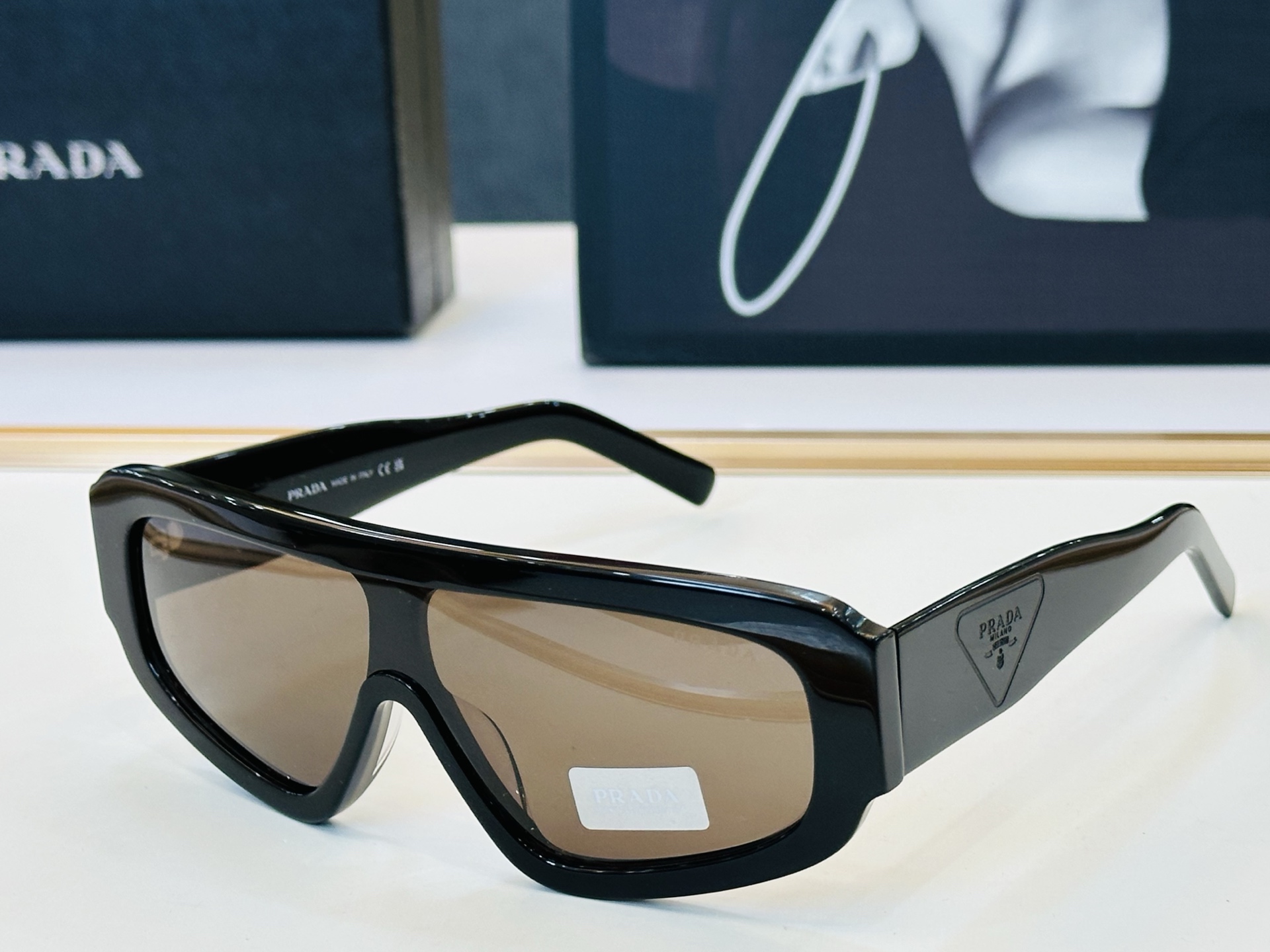 🔺PRAD*🔻普家 PR D10S Size：124口145 眼镜系列堪称精湛制作 彰显独特个 M最新推