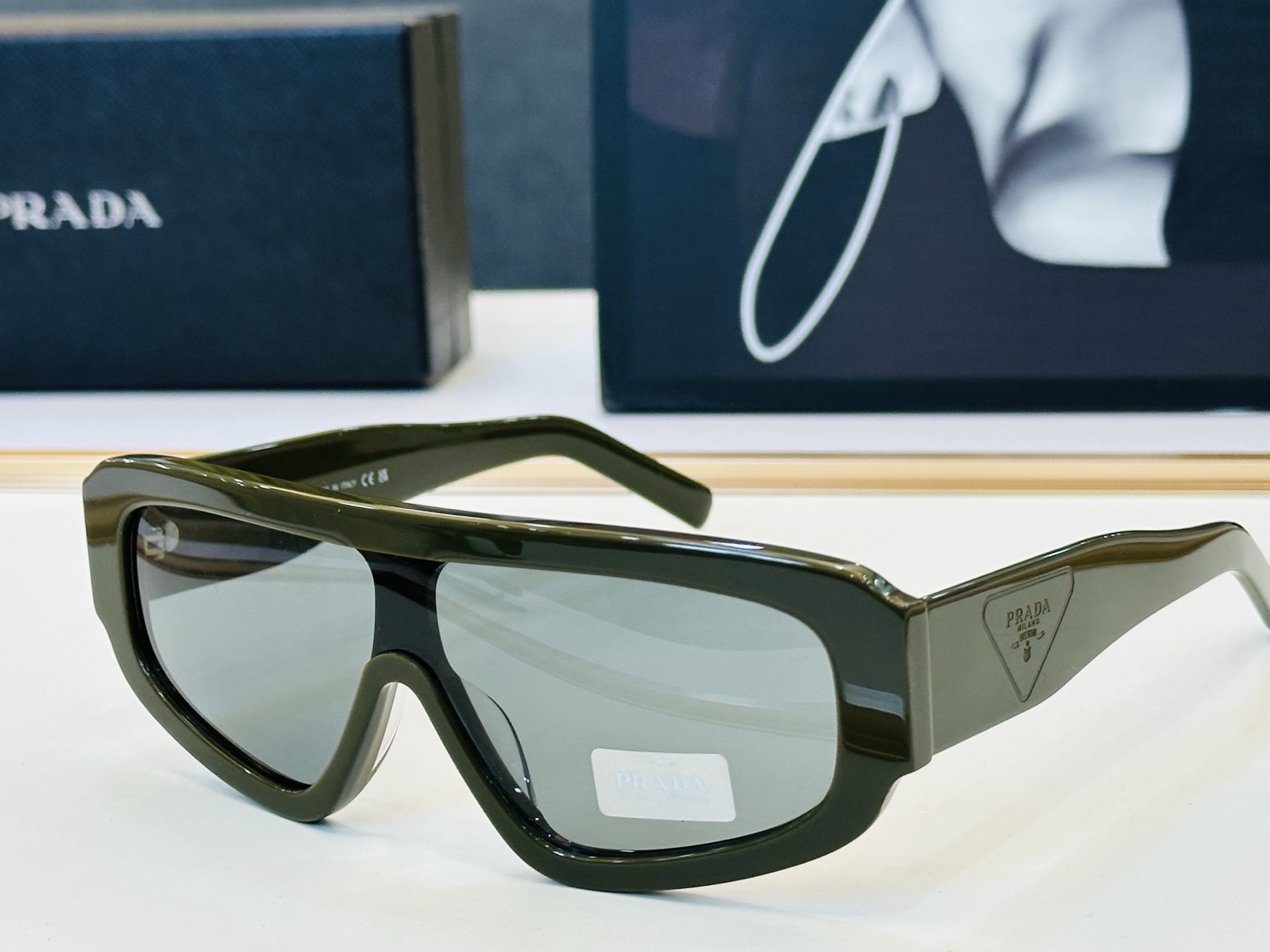 🔺PRAD*🔻普家 PR D10S Size：124口145 眼镜系列堪称精湛制作 彰显独特个 M最新推
