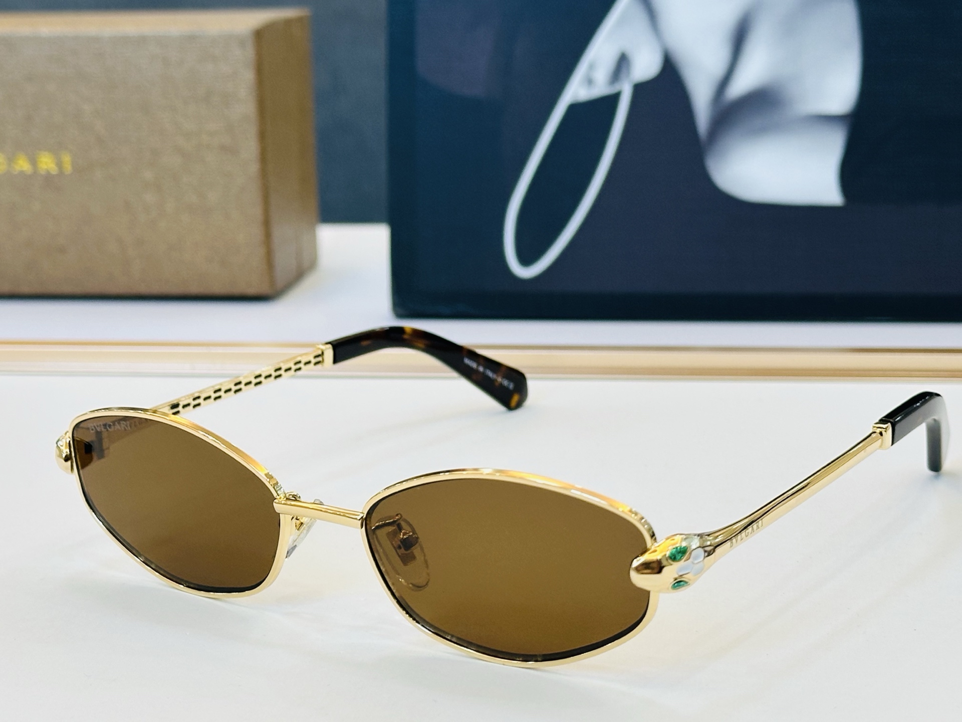 🆕款 官网同售 宝格家 BV👍 Size ：55口18-140 绝对要买😎品质非常完美 C出街必备