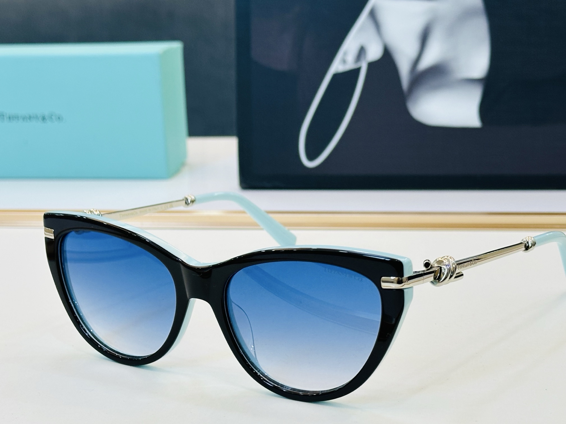 蒂芙家 Tiffany & CO. TF4253 Size：56口18-145 时尚太阳镜架 👍b多色可