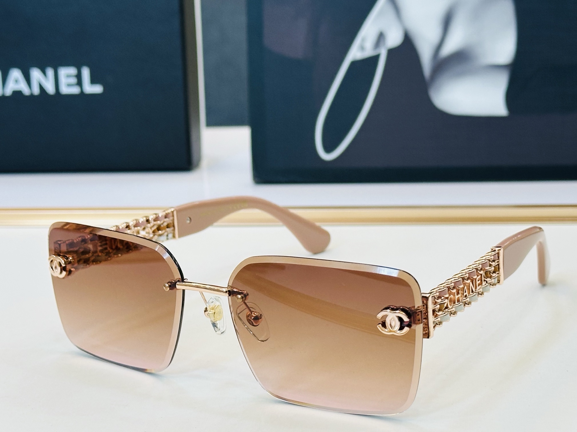 🆕 【CHANE*/香家】MODEL:CH1902 size：63口17-145 💅🏻💓b太阳镜