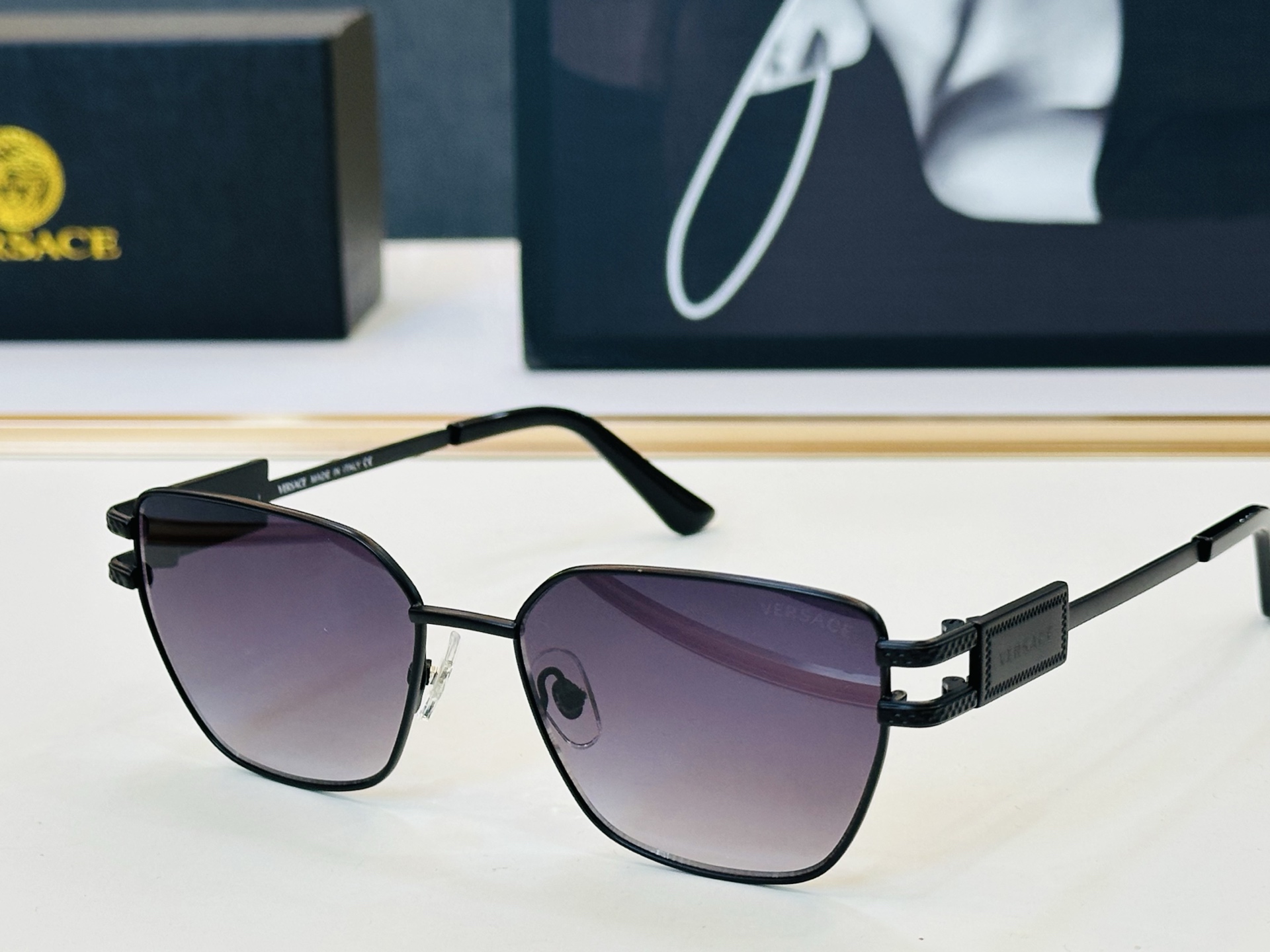 🎉🎉范思家 VERSACE✨✨✨MODEL：VE1301 Size：53口16-140 ✨L 有范