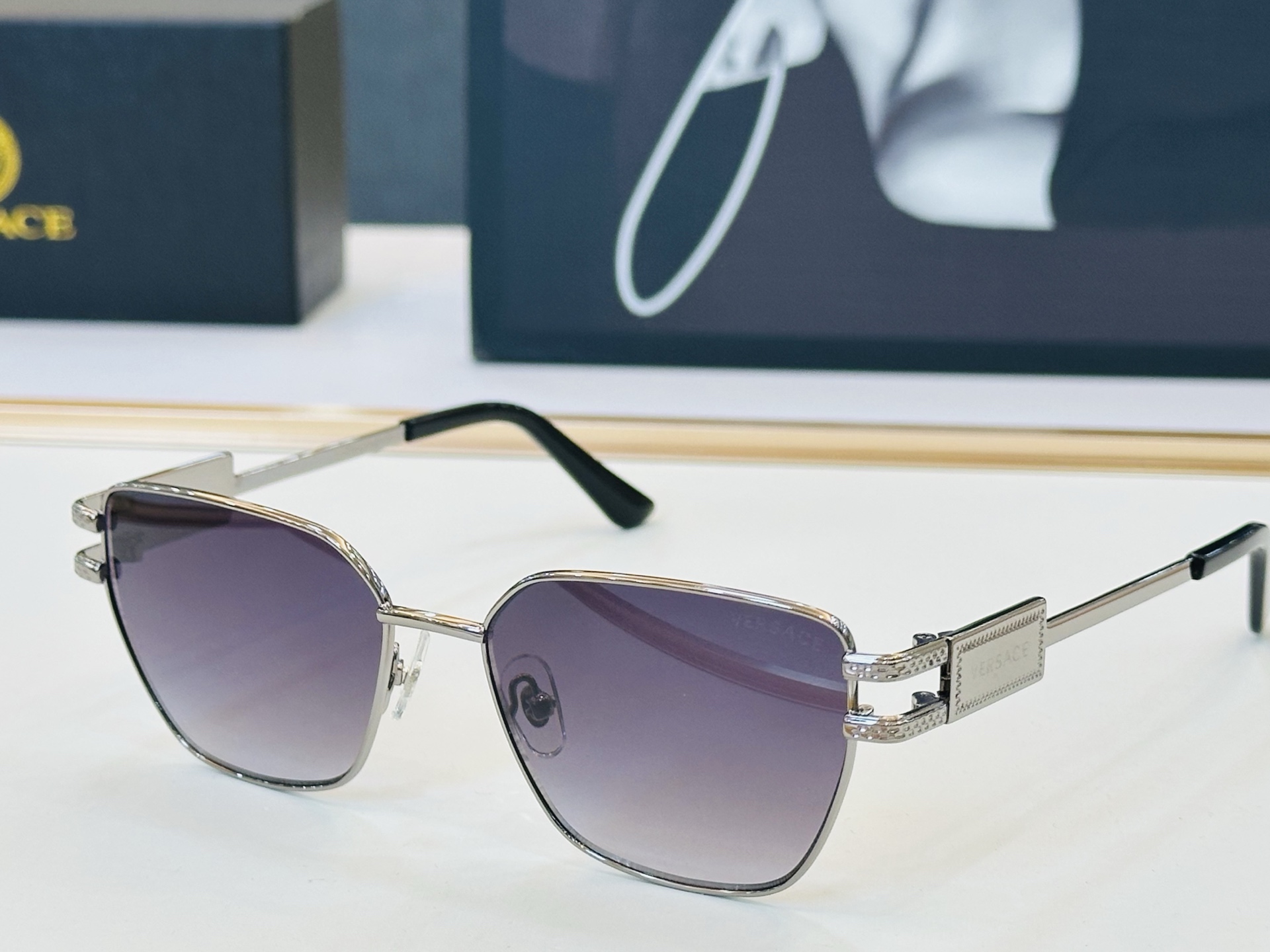 🎉🎉范思家 VERSACE✨✨✨MODEL：VE1301 Size：53口16-140 ✨L 有范