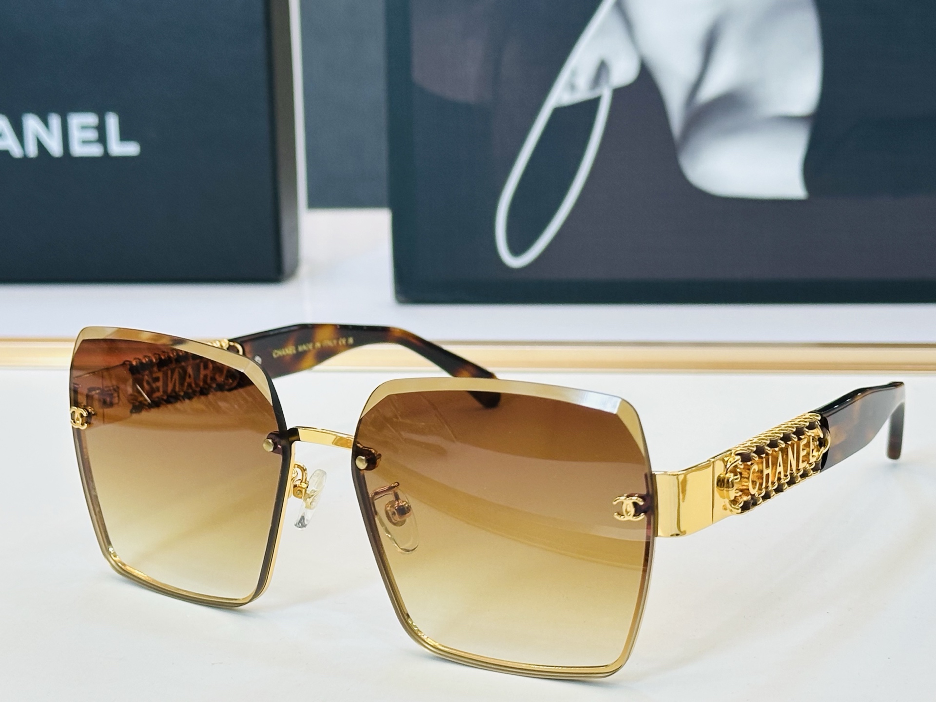 🆕 【CHANE*/香家】MODEL:CH8041 size：57口19-145 💅🏻💓q太阳镜