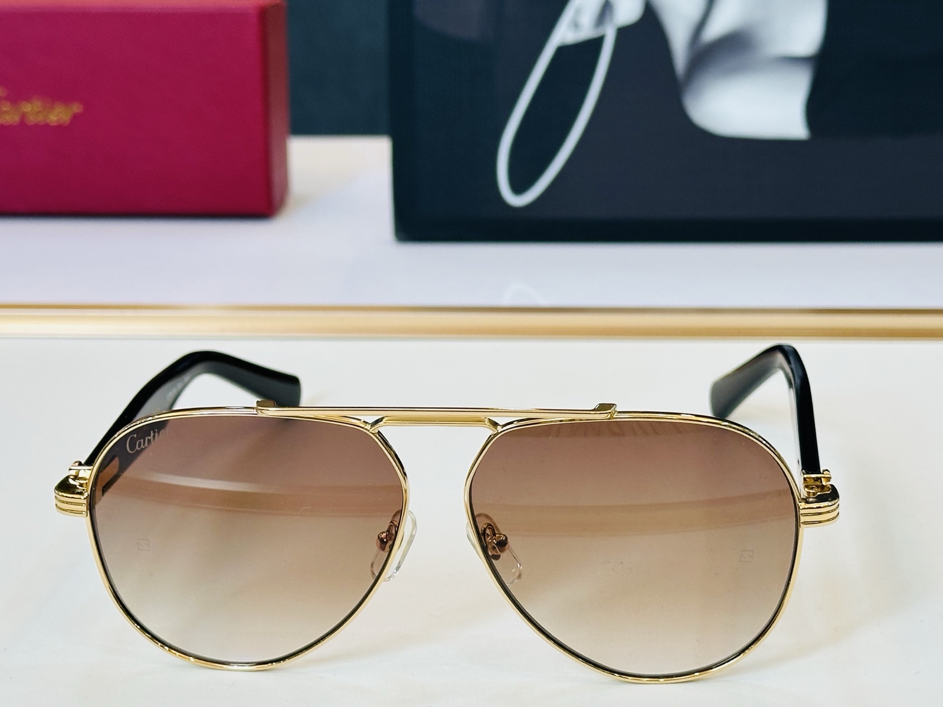 Cartie* 卡家 太阳镜 CT0519S Size：57口18-145电镀工艺精湛气质十足！CC男女