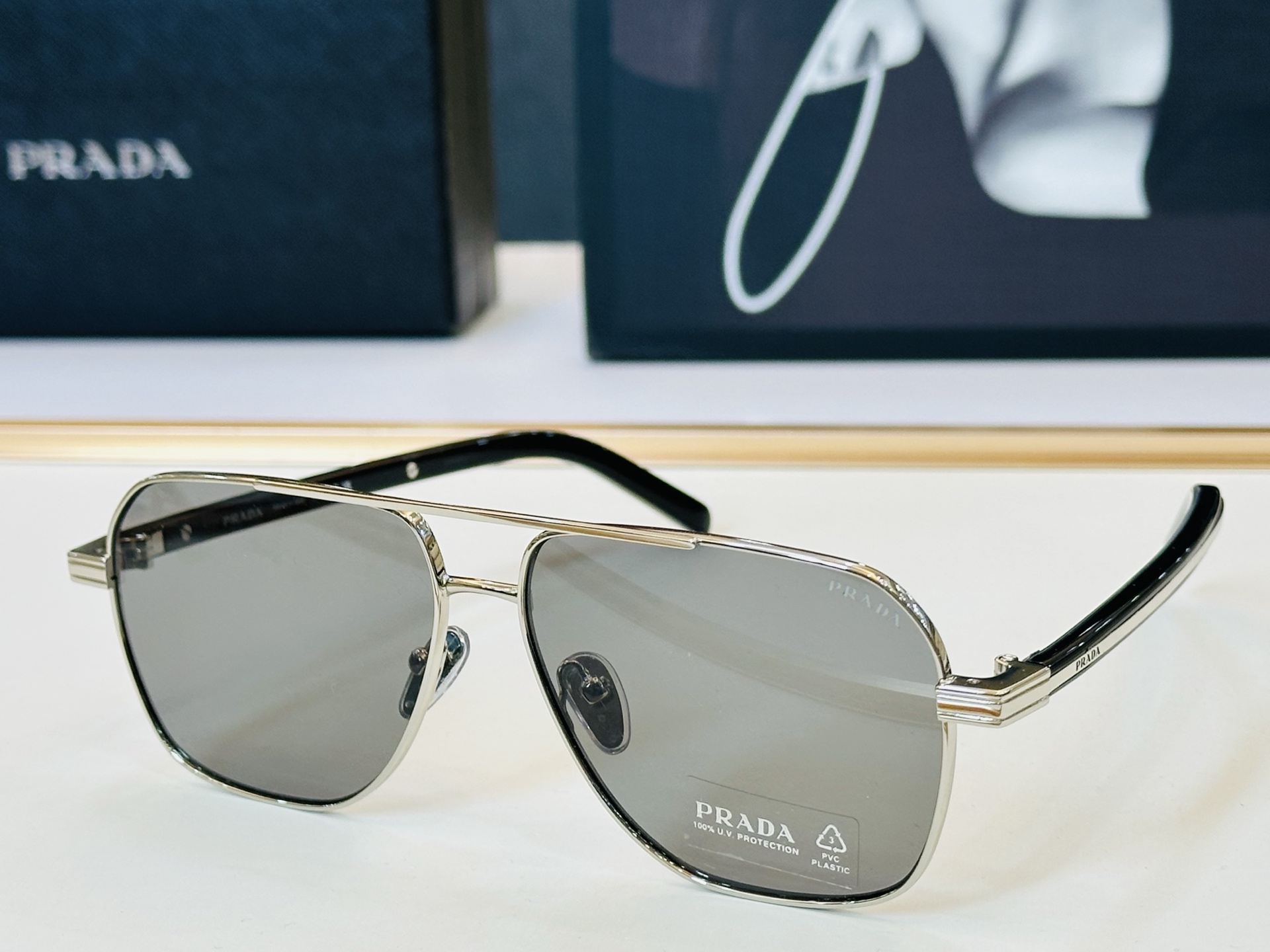 🔺PRAD*🔻普家 PR 899 Size：61口14-145 眼镜系列堪称精湛制作 彰显独特个性 CC