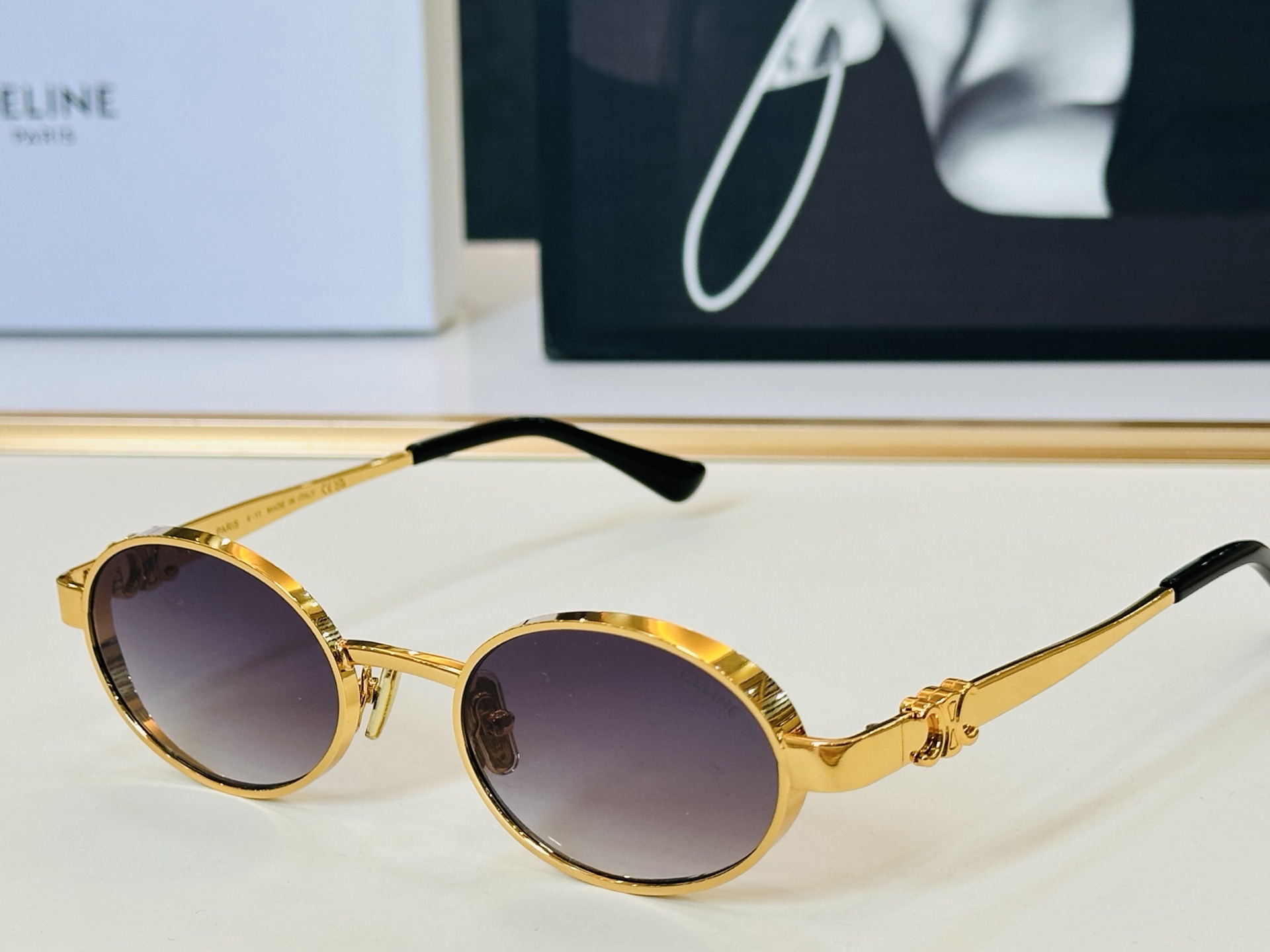 【CELINE】赛琳 CL42143U Size：51口21-143 一直热销的款式 欧美风 光泽度好 