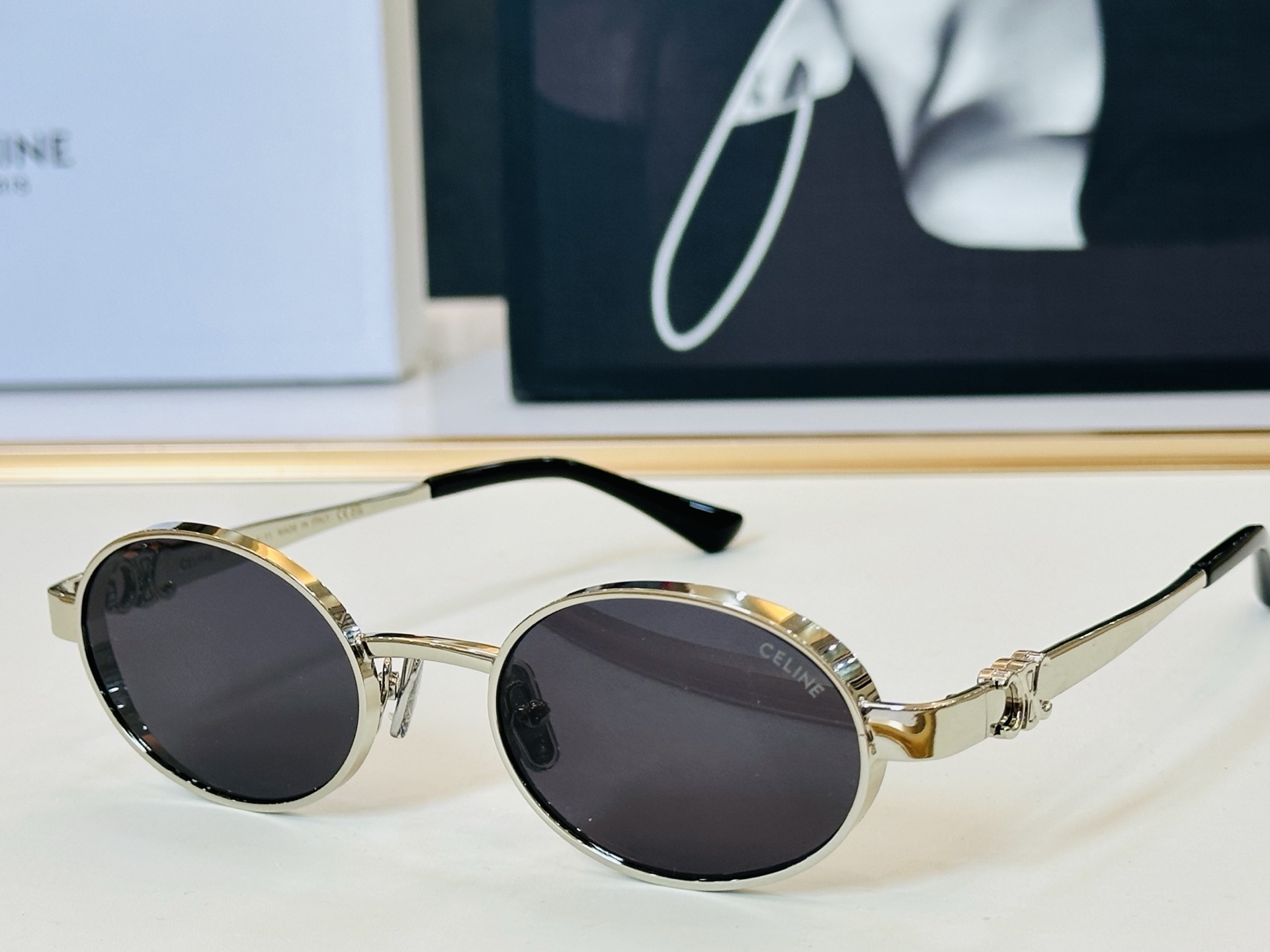 【CELINE】赛琳 CL42143U Size：51口21-143 一直热销的款式 欧美风 光泽度好 