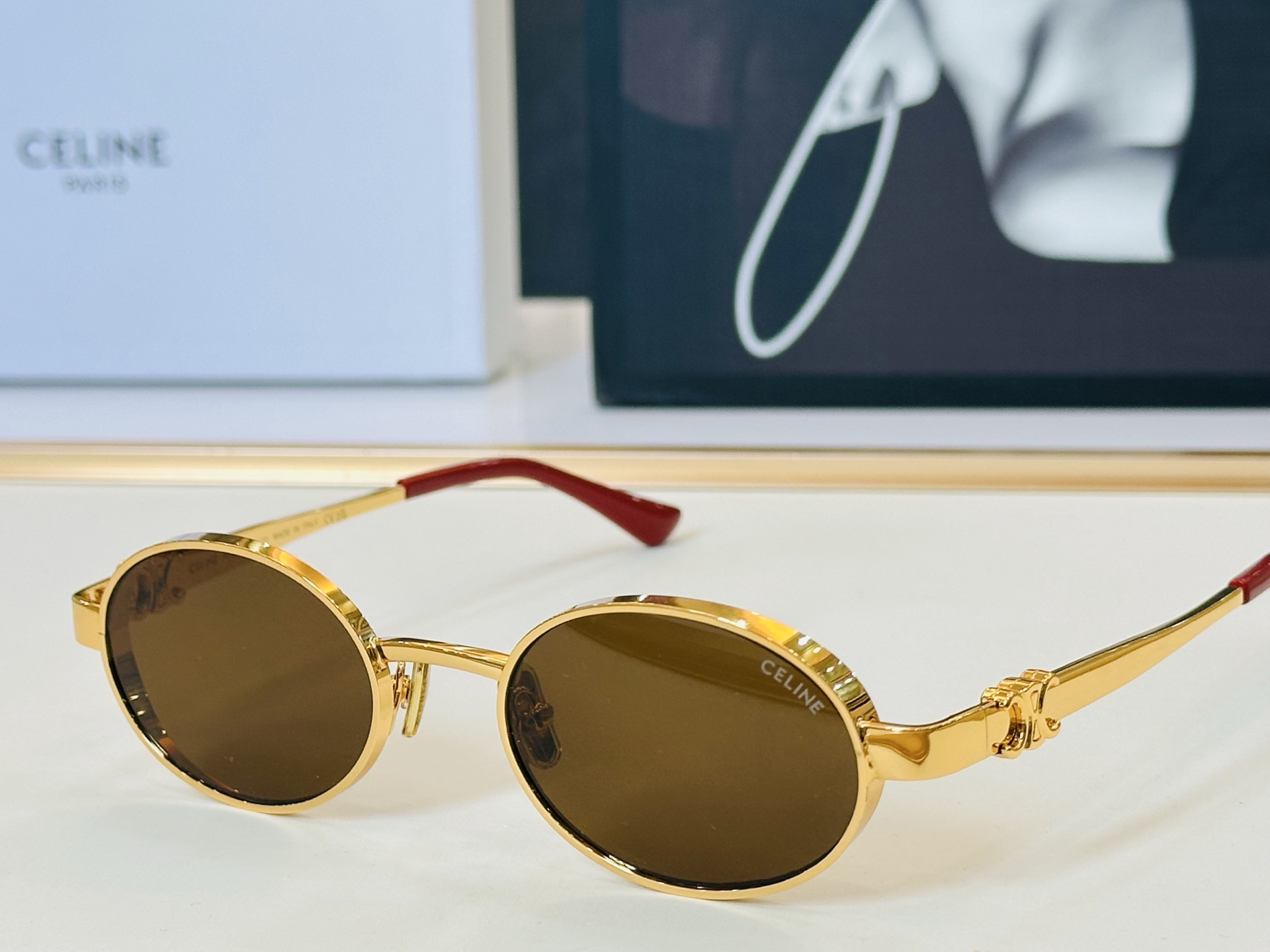 【CELINE】赛琳 CL42143U Size：51口21-143 一直热销的款式 欧美风 光泽度好 