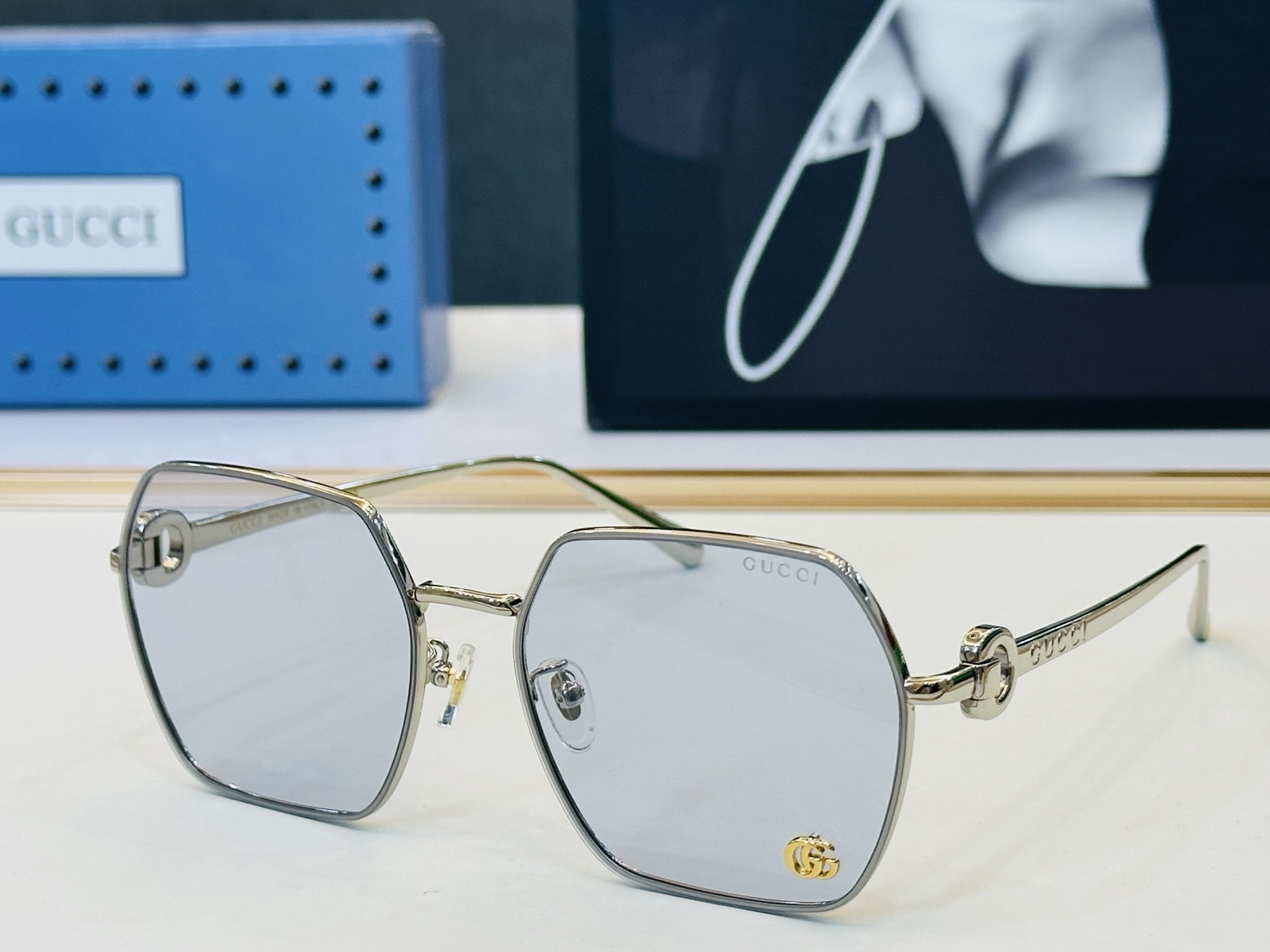 GUCC* 古家 GG1551S 🐝🐝系列 Size：60口18-145 🍁🍁G超绝品质 太阳镜。