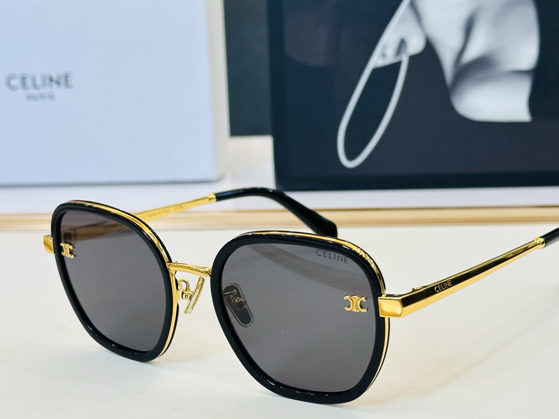 【CELINE】赛琳 CL42128U Size：55口22-145 一直热销的款式 欧美风 光泽度好 