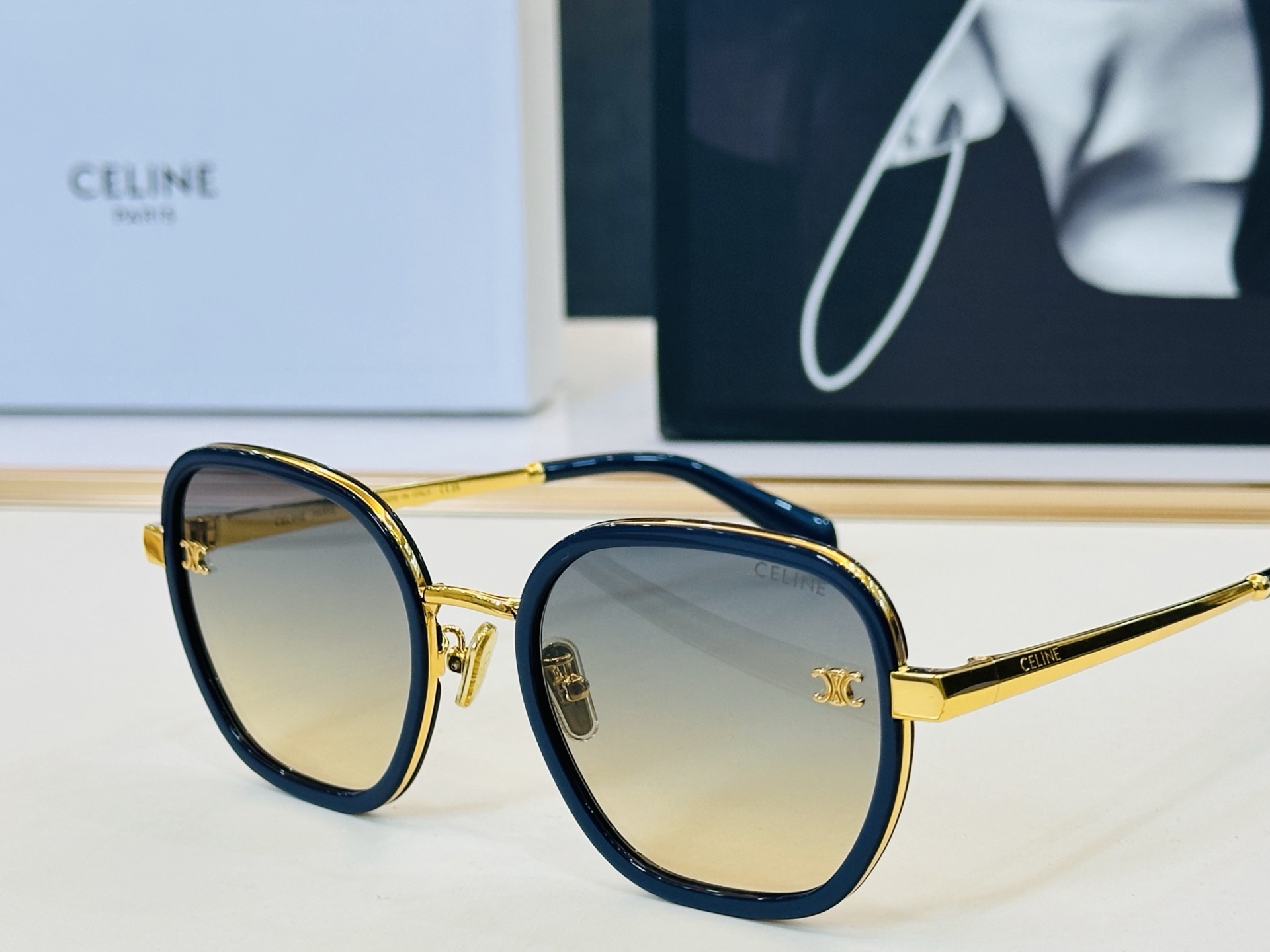 【CELINE】赛琳 CL42128U Size：55口22-145 一直热销的款式 欧美风 光泽度好 