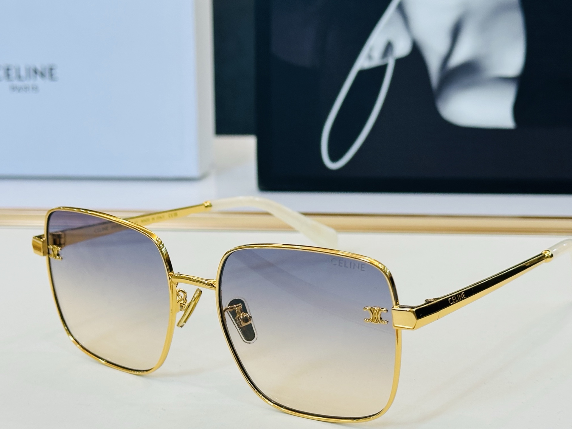 【CELINE】赛琳 CL42130U Size：59口18-145 一直热销的款式 欧美风 光泽度好 