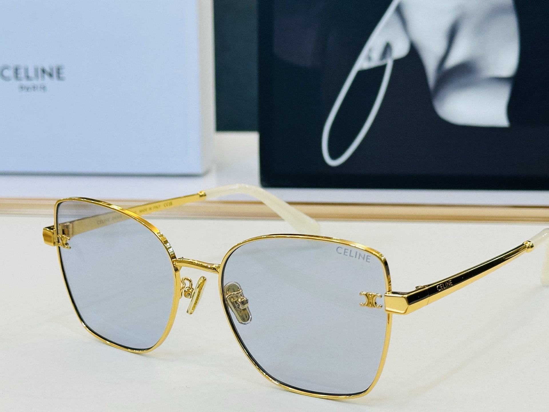 【CELINE】赛琳 CL42129U Size：59口18-145 一直热销的款式 欧美风 光泽度好 