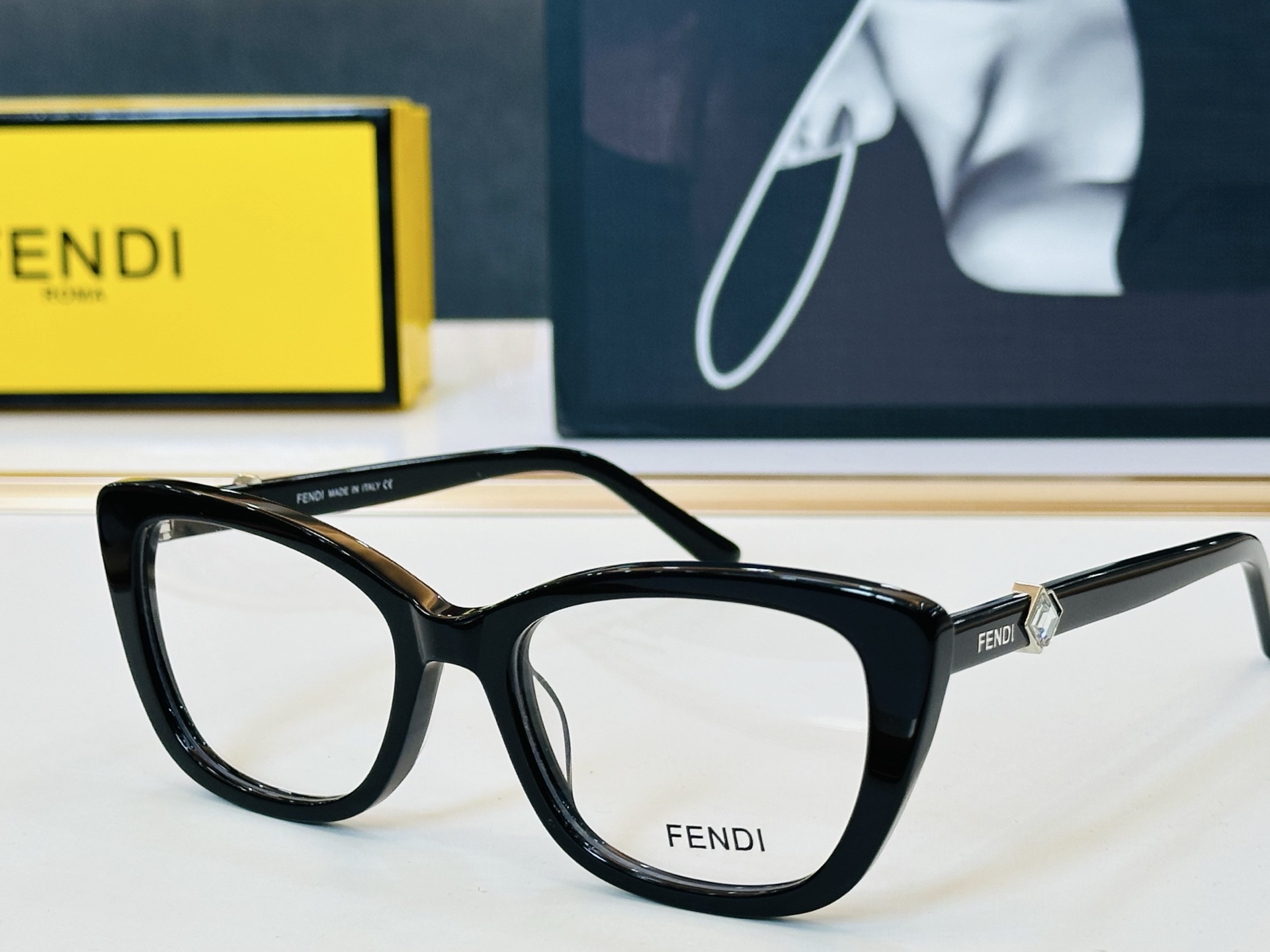 NO:755937,New FEND*TF4361 Size 54 mouth 19-145 Fenjia Fashion Classic L Optical Mirror Glasses Sunglasses Sunglasses, glasses, fendi, tom ford, fendi19860909新款FEND*TF4361 Size54口19-145 芬家 时尚经典 L配光镜 眼镜墨镜太阳镜,眼镜,fendi,tom ford,fendi,glasses