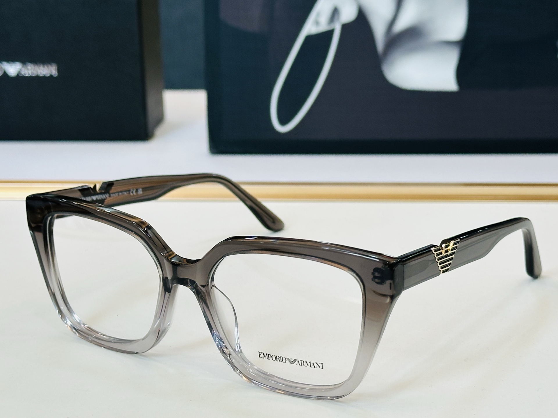 新款 EMPORIO ARMAN* 阿马家 EA3267U Size：52口18-145 时尚超轻 👍👍