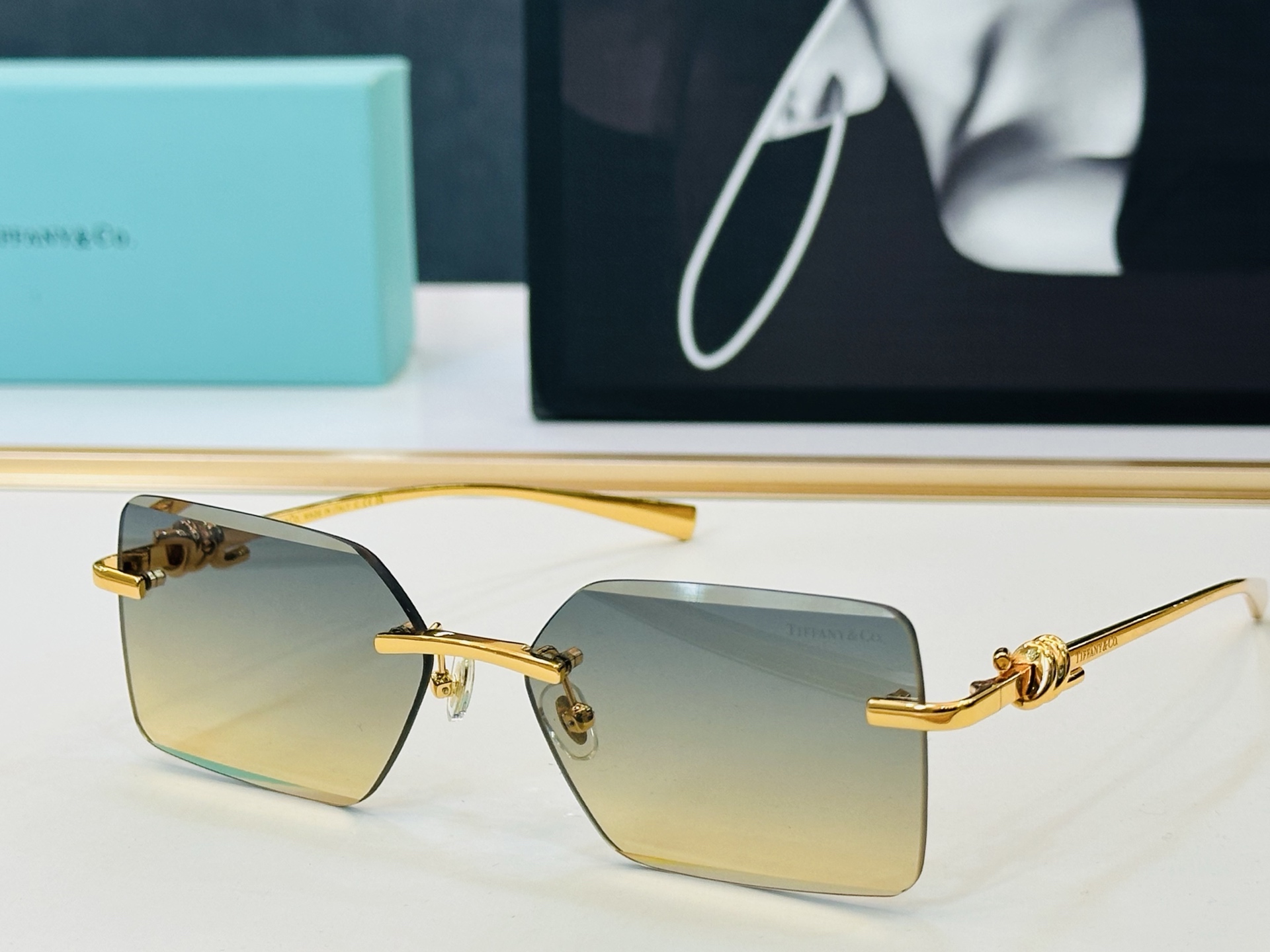 蒂芙家 Tiffany & CO. TF1856L Size：58口16-140 时尚太阳镜架 👍b多色