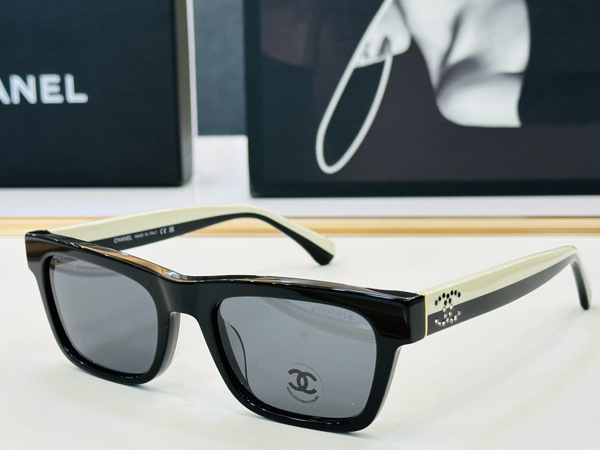 NO:755953,CHANE*香家 CH5561B SIZE54 Mouth 20- Trendy hot style sunglasses, high quality F Internet celebrity trendy sunglasses, strong three-dimensional effect, glasses, sunglasses, sunglasses, glasses, chanel, chanel19860909CHANE*香家 CH5561B SIZE54口20- 潮流爆款 太阳镜 高品质 F网红潮款墨镜 立体感强 眼镜墨镜太阳镜,眼镜,chanel,chanel,glasses