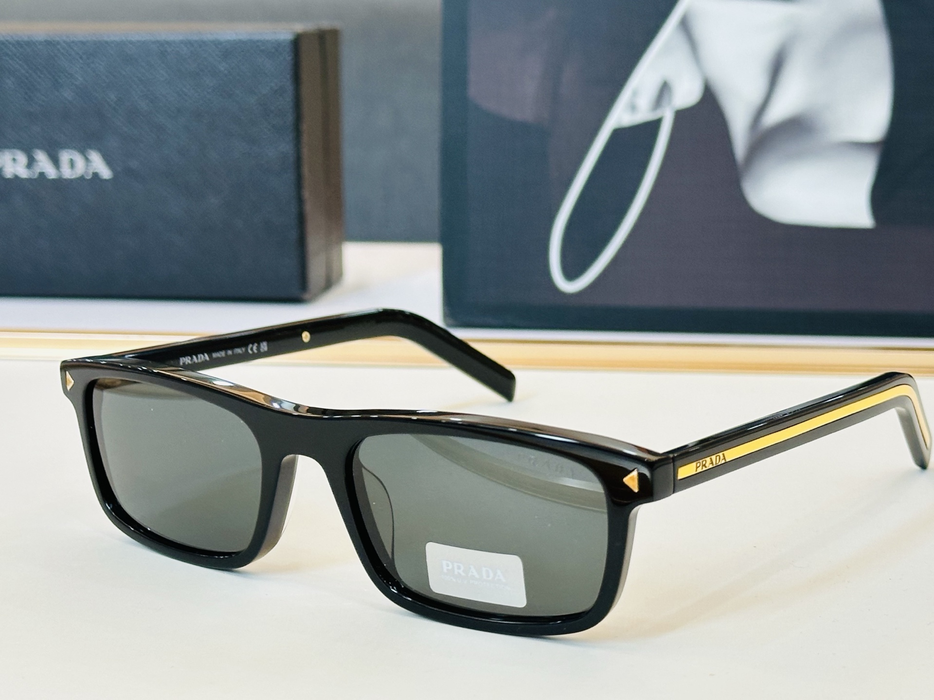 NO:755970,PRAD*Pujia PR D05S Size 52 mouth 18-145 glasses series are exquisitely made to highlight unique personality M sunglasses glasses sunglasses sunglasses, glasses, prada, prada19860909PRAD*普家 PR D05S Size52口18-145 眼镜系列堪称精湛制作 彰显独特个性 M太阳镜 眼镜墨镜太阳镜,眼镜,prada,prada,glasses