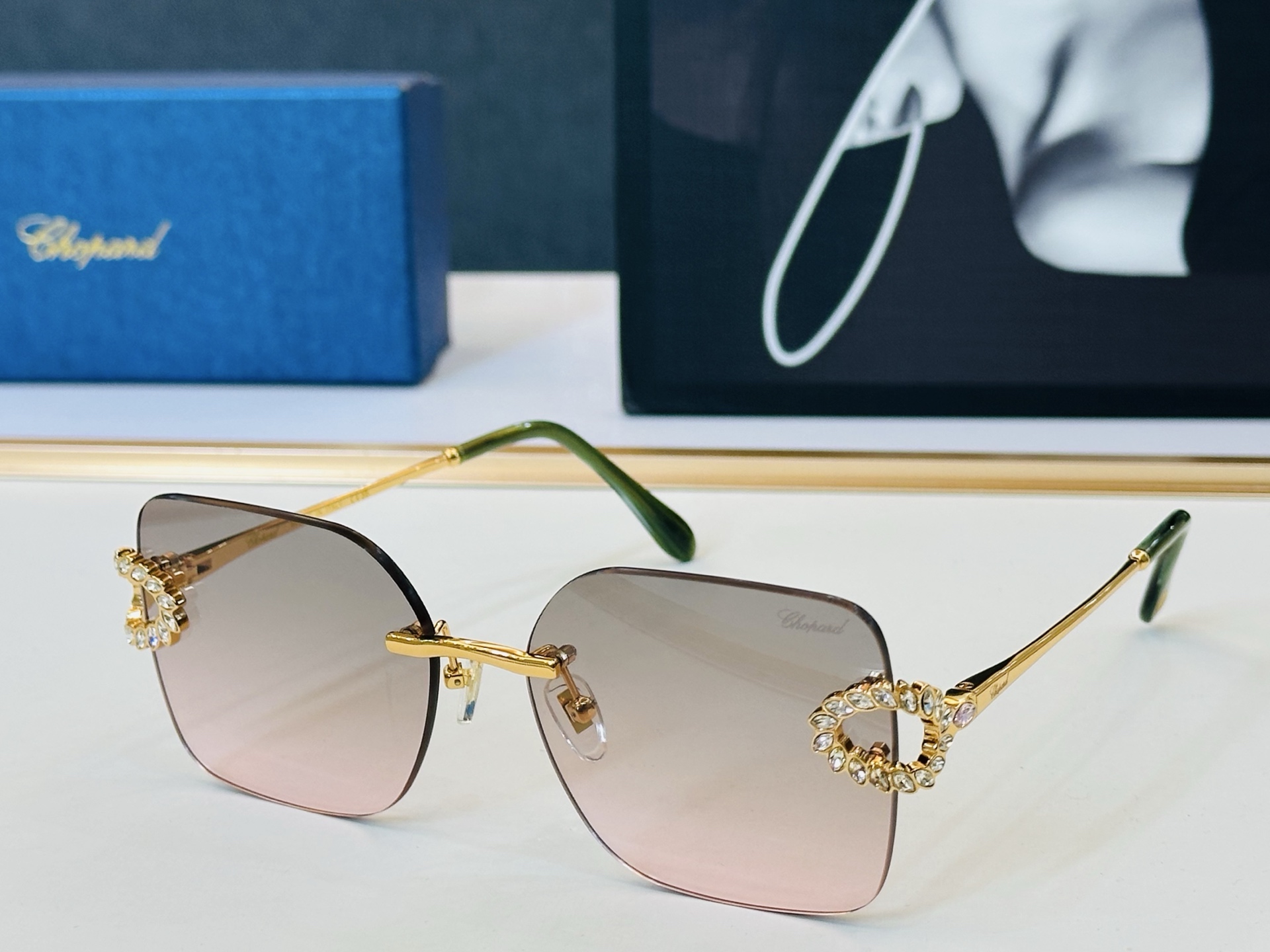 肖邦 🎩 VCH2008 Size：58口17-142 充满活力的 展现独特个性🌟展现大气的你 bm高品