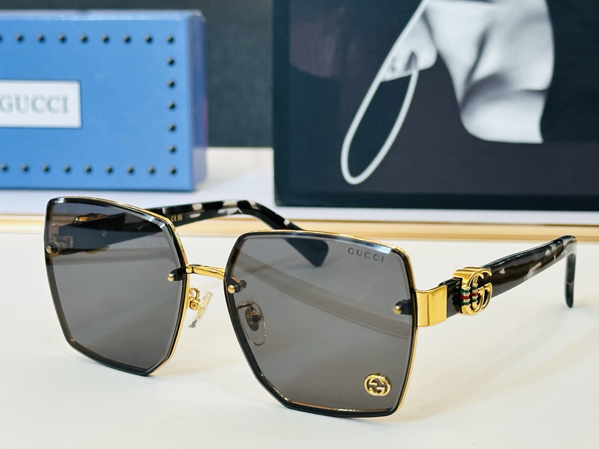 NO:755985,GUCC* Gujia GG1548S series Size 62 mouth 16-145 G Super quality sunglasses glasses sunglasses sunglasses, glasses, gucci, gucci19860909GUCC* 古家 GG1548S 系列 Size62口16-145 G超绝品质 太阳镜 眼镜墨镜太阳镜,眼镜,gucci,gucci,glasses