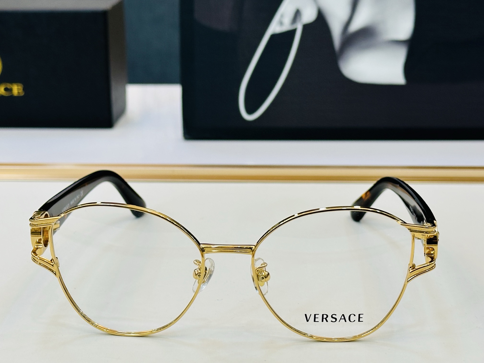 🎉🎉范思家 VERSACE✨✨✨MODEL：VE1309 Size：54口15-145 ✨Z有范