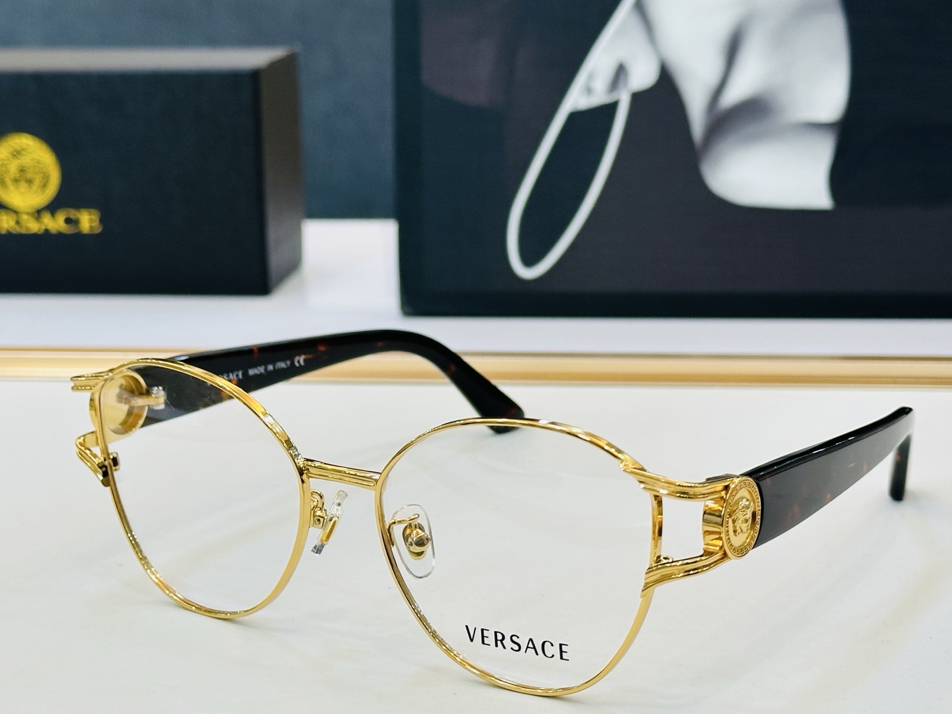 🎉🎉范思家 VERSACE✨✨✨MODEL：VE1309 Size：54口15-145 ✨Z有范