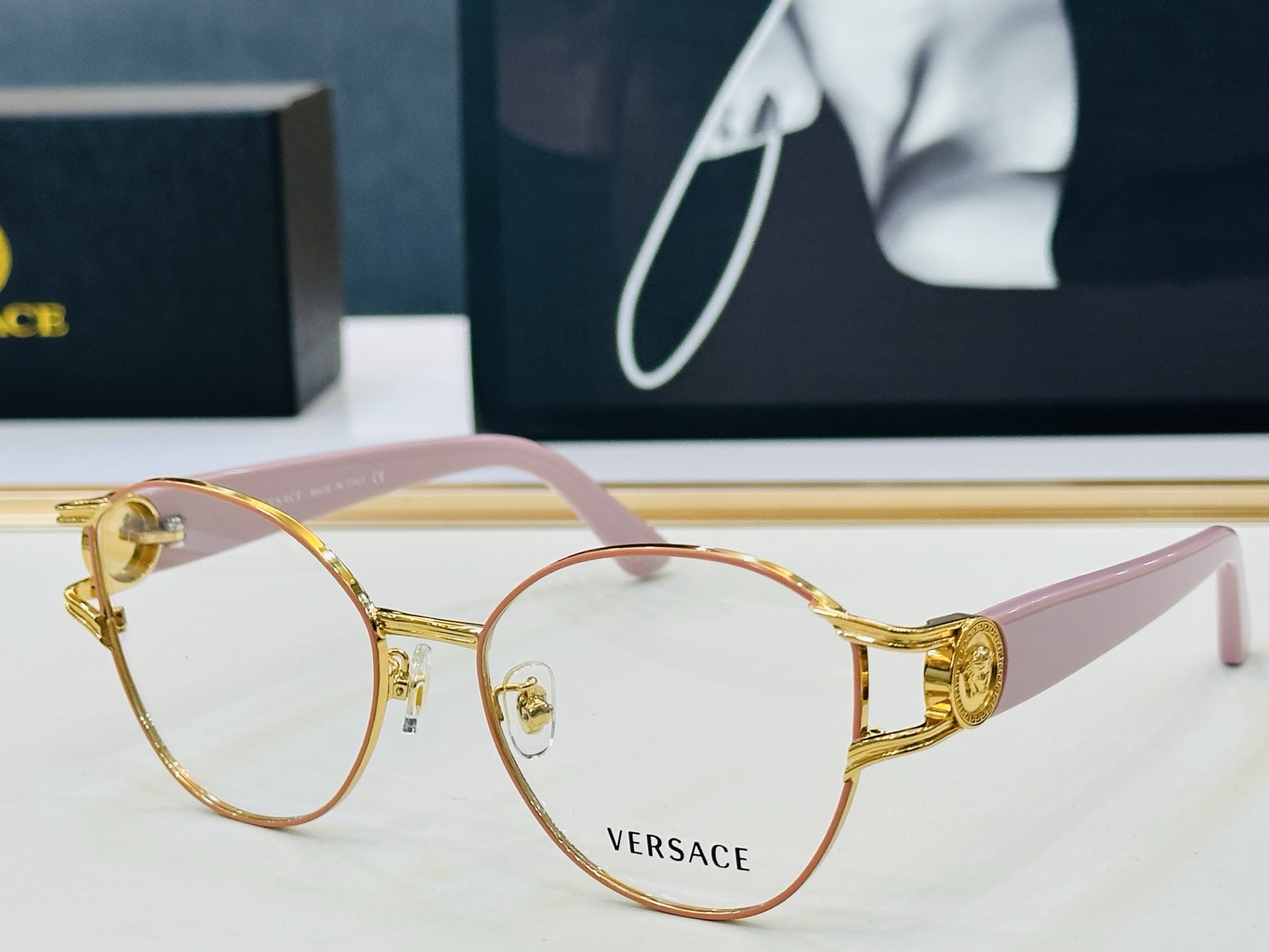 🎉🎉范思家 VERSACE✨✨✨MODEL：VE1309 Size：54口15-145 ✨Z有范